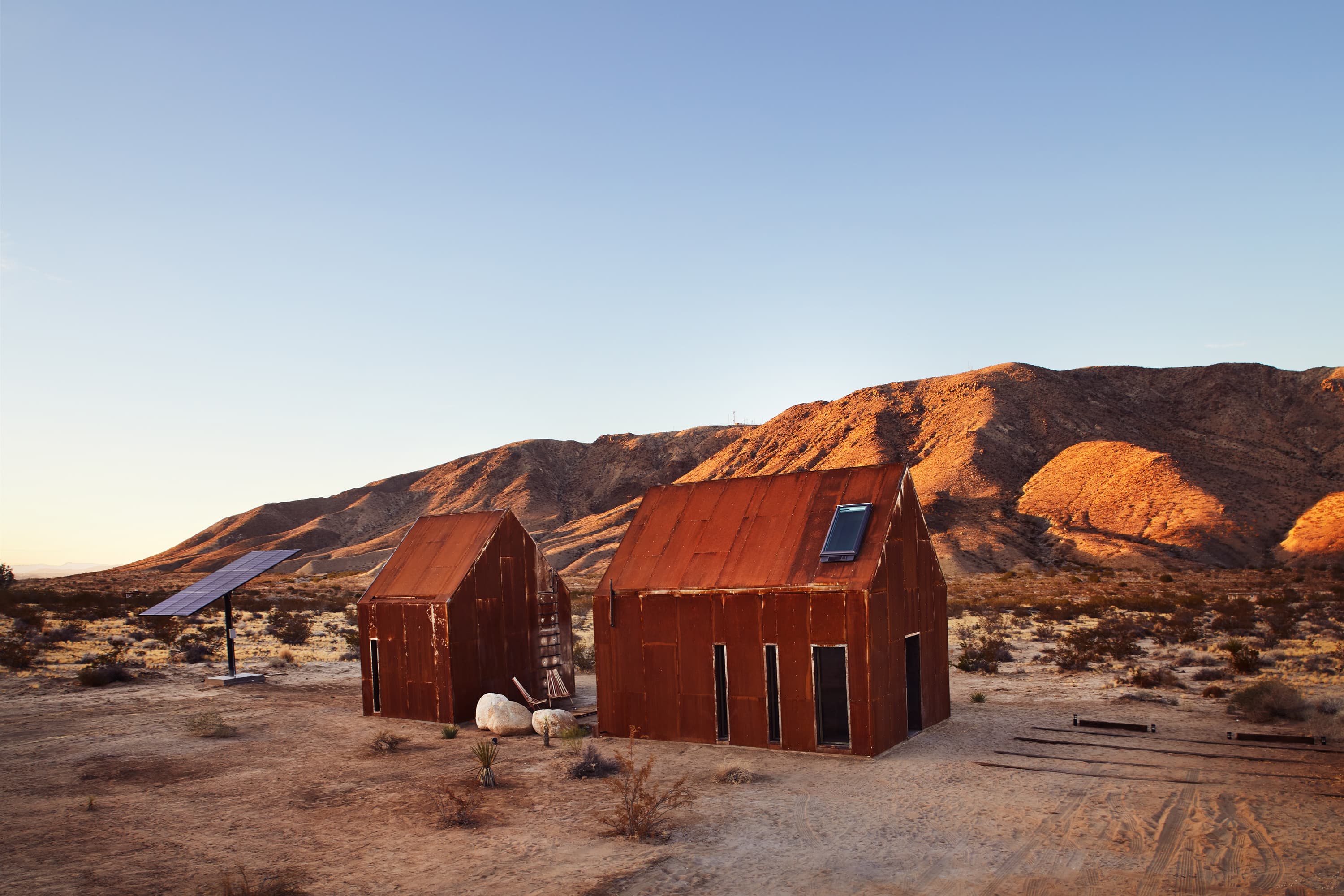 Tiny House Desert Cabin Rentals Photos | Apartment Therapy