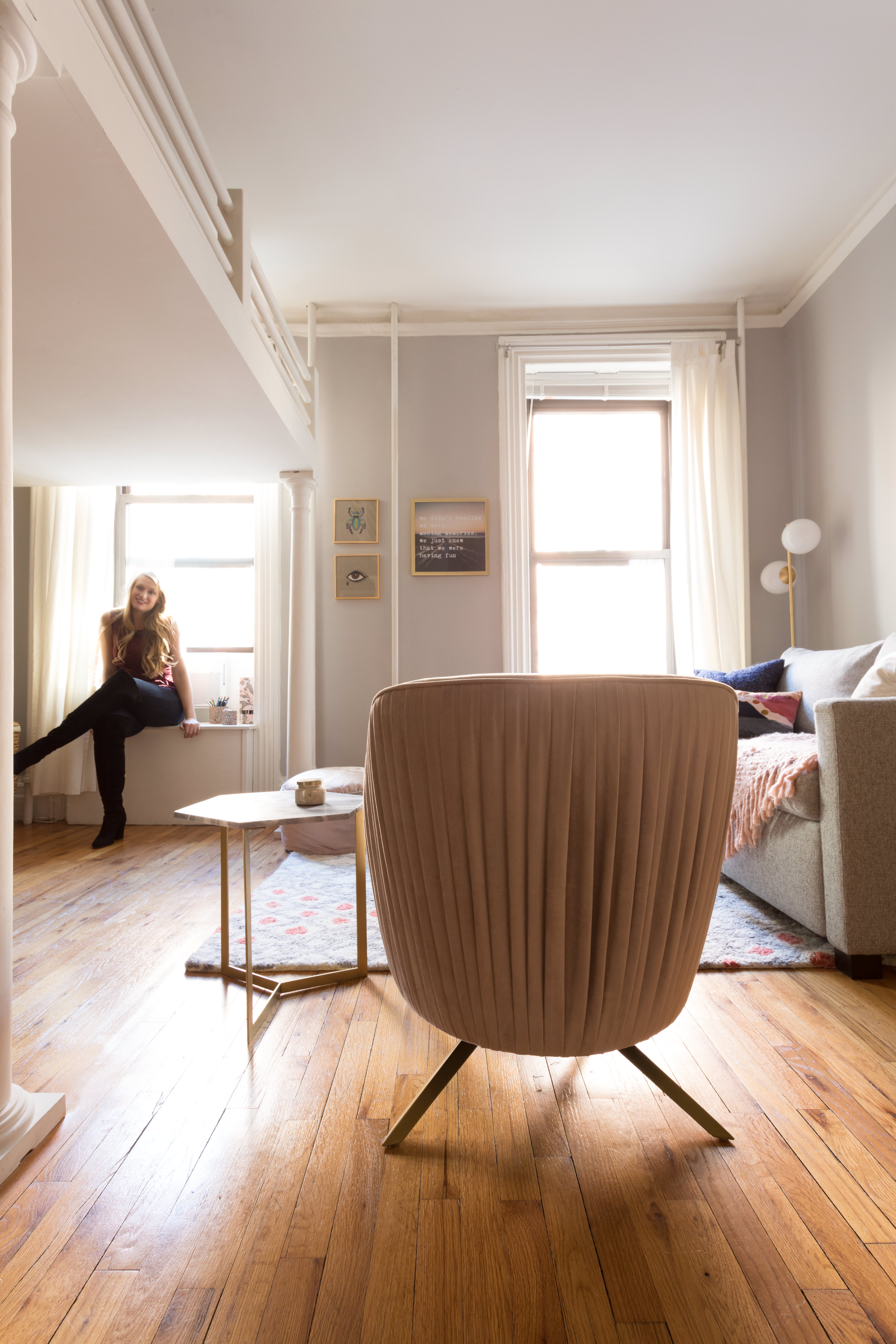 house-tour-a-cute-325-square-foot-nyc-studio-apartment-therapy