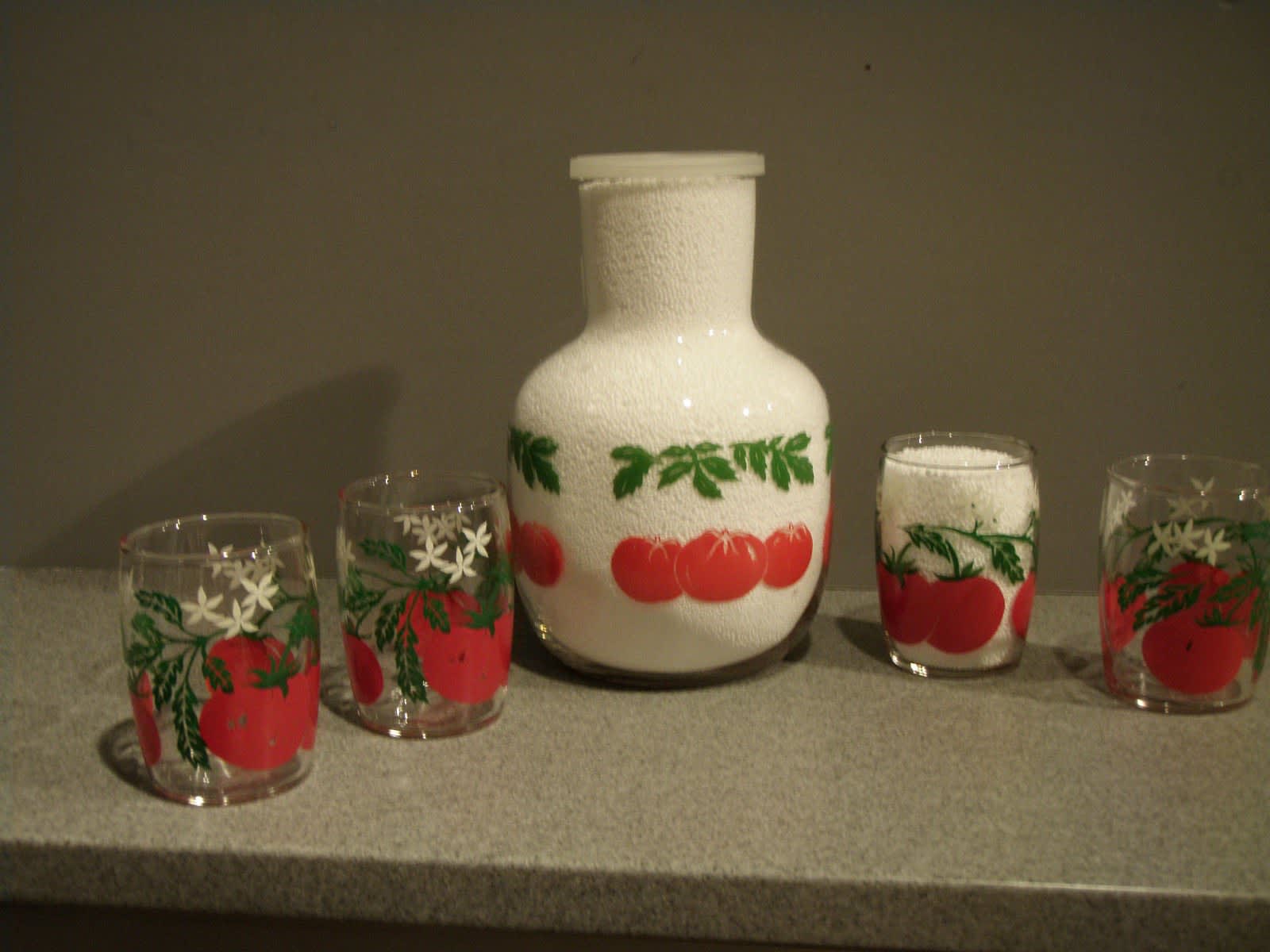 13 Vintage TomatoThemed Kitchen Goods Kitchn