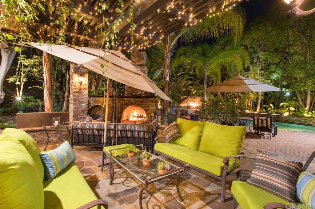 Tupac’s 2.6 Million Los Angeles Mansion Is For Sale Apartment Therapy