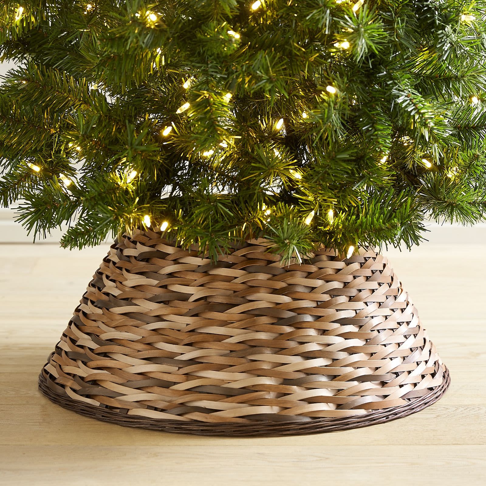 Christmas Tree Skirt Alternatives Tree In A Basket Apartment Therapy