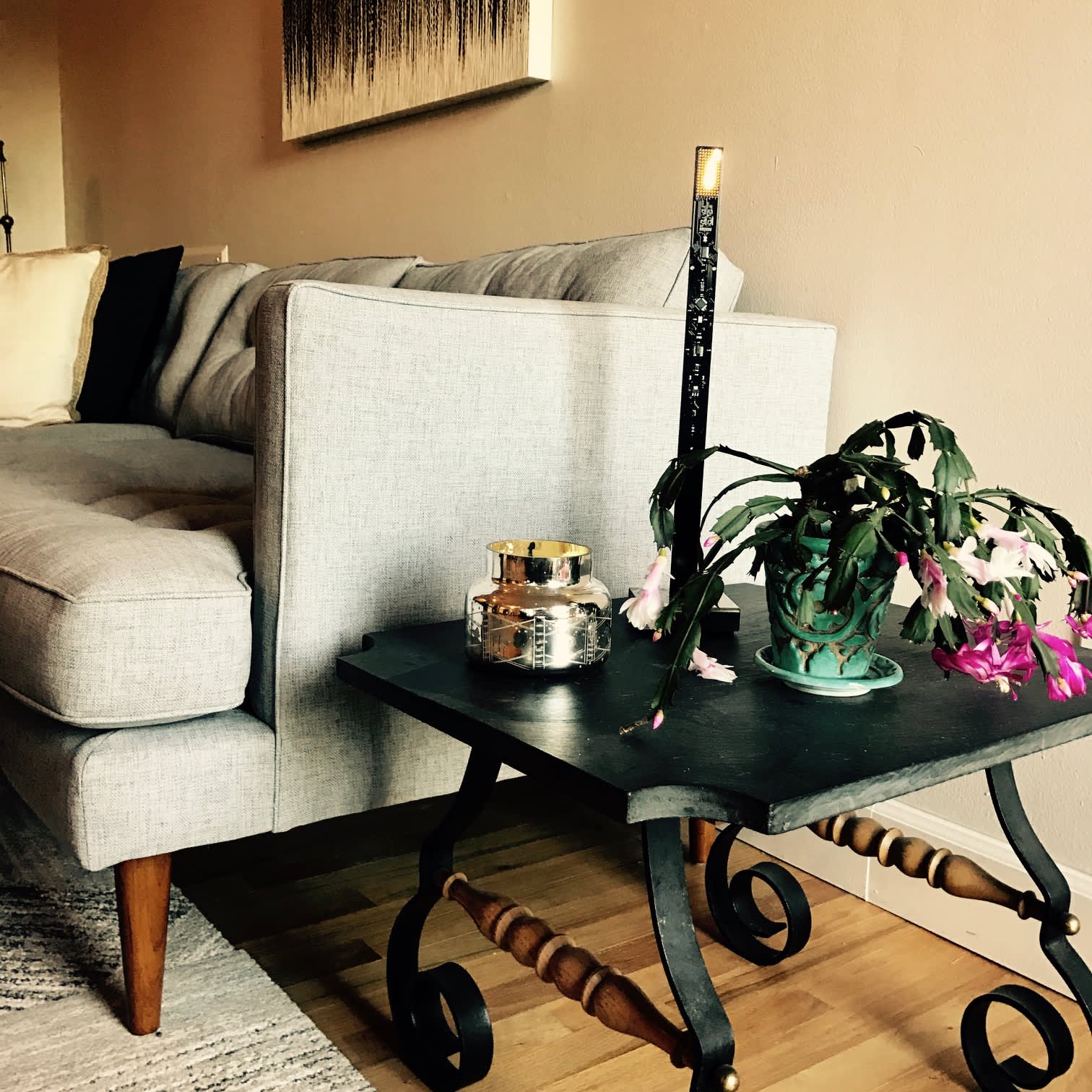 A Stylish, Ever Changing Apartment Apartment Therapy