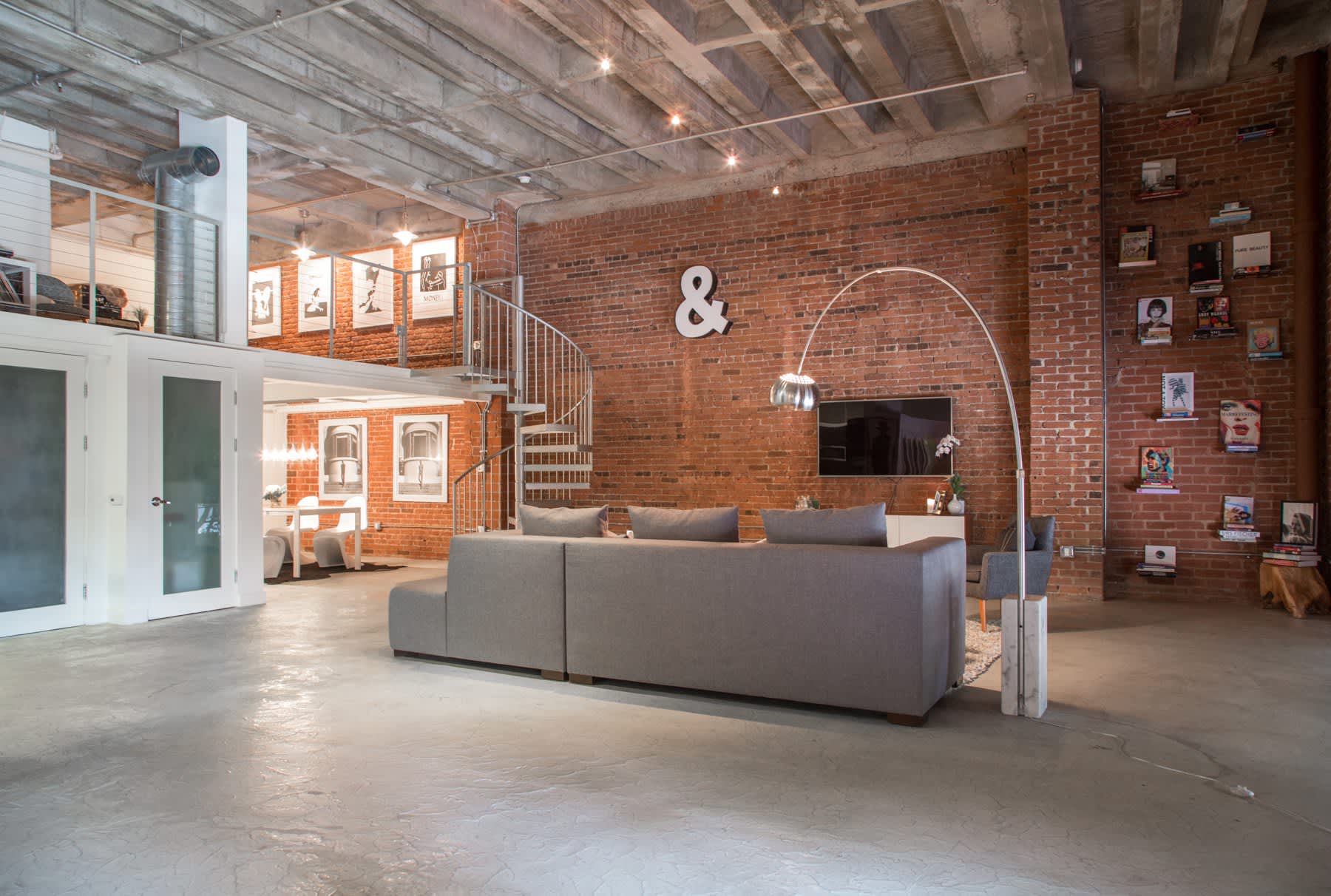 House Tour Artist's Industrial Loft in Los Angeles Apartment Therapy