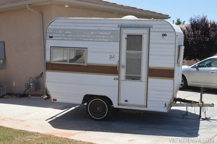 An Unbelievable Tiny Trailer Makeover by Vintage Revivals | Apartment ...