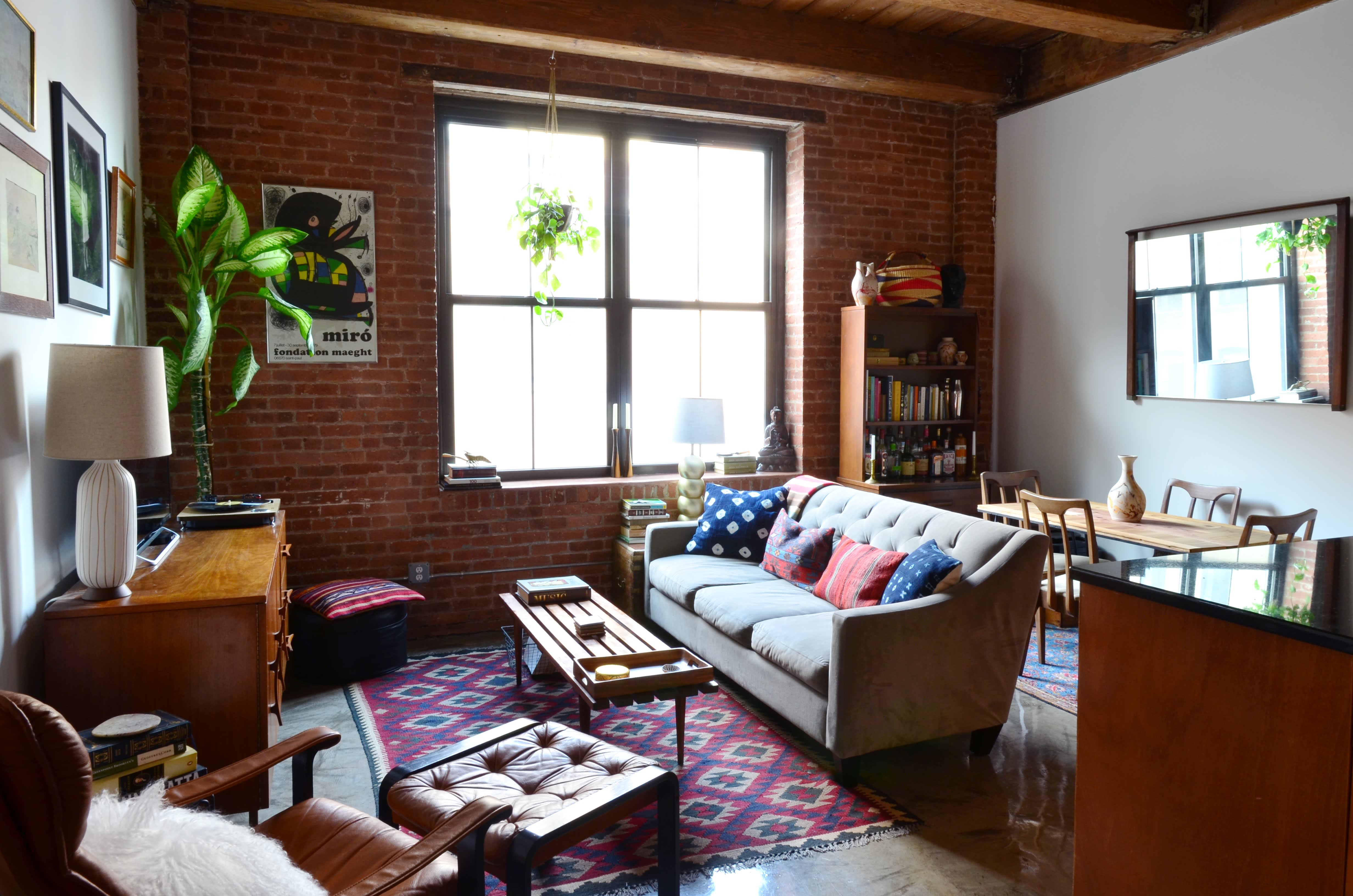 Video House Tour A Lofty Studio Apartment in Brooklyn Apartment Therapy