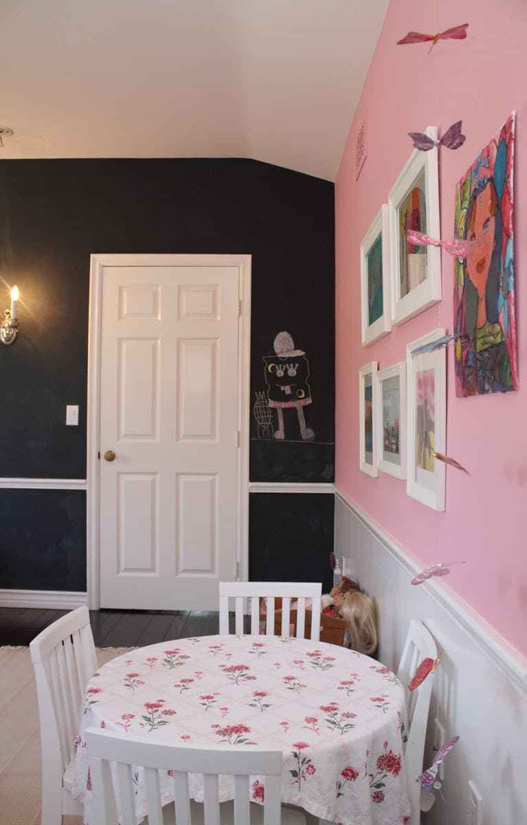 Jane’s Pink & Black Room Apartment Therapy
