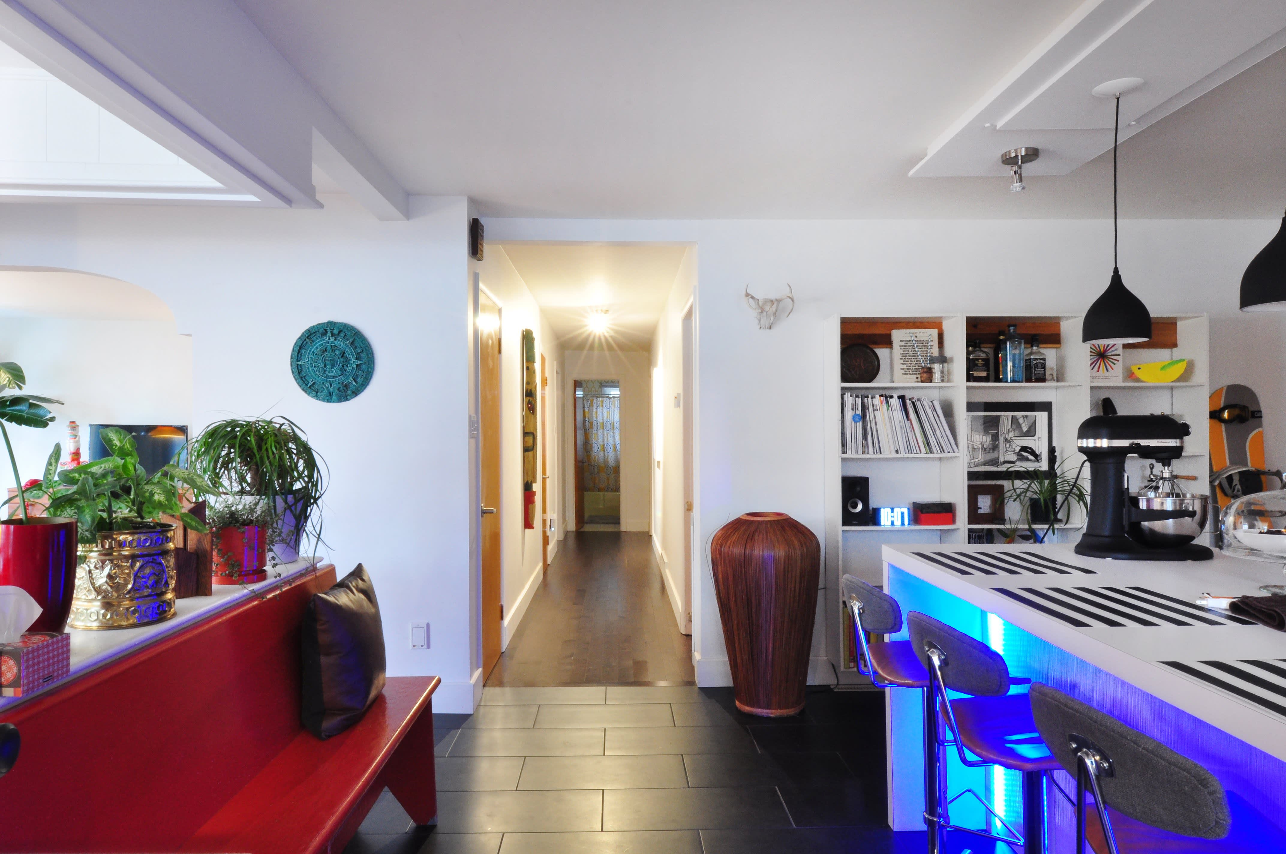 House Tour A Refurbished MidCentury Home in Quebec Apartment Therapy