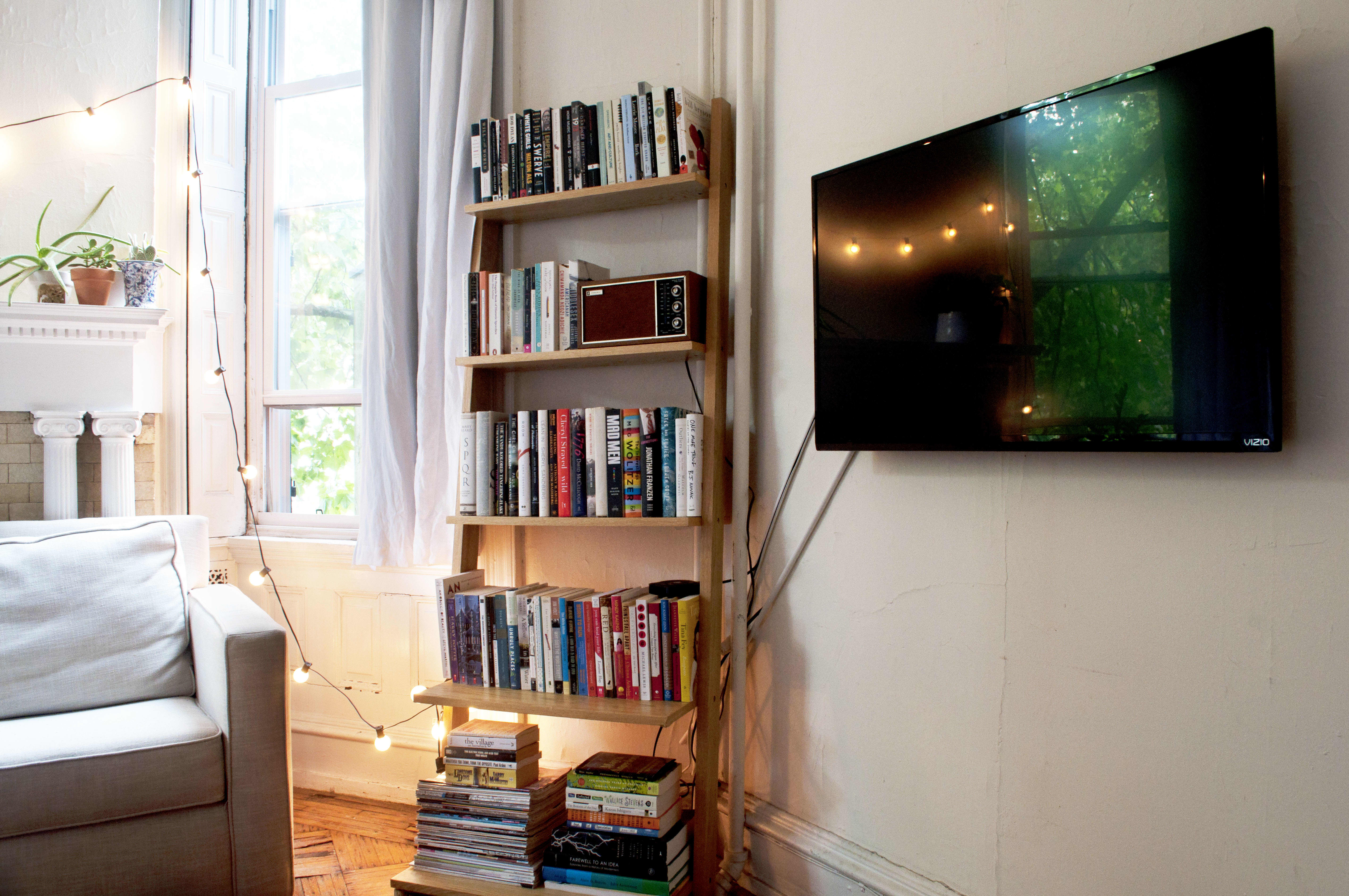 House Tour A Small, Minimal Studio Apartment Apartment Therapy