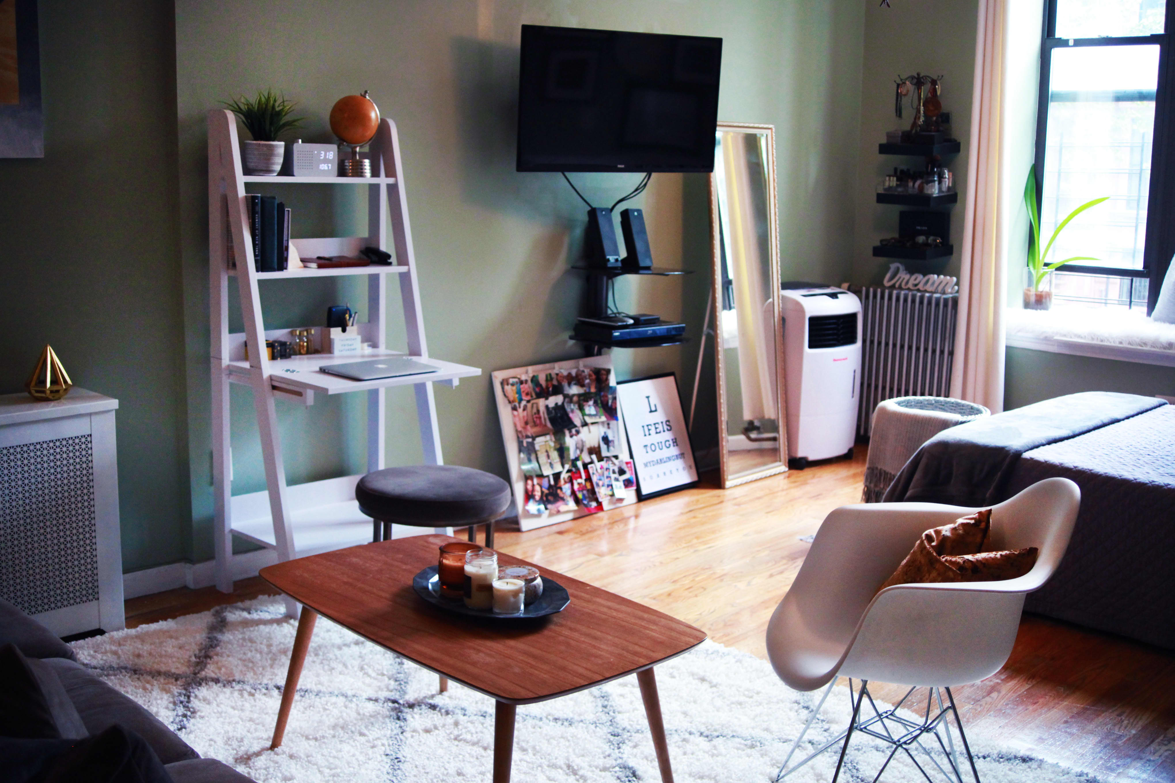 Small Space Living Ideas in a Tiny Brooklyn Studio | Apartment Therapy