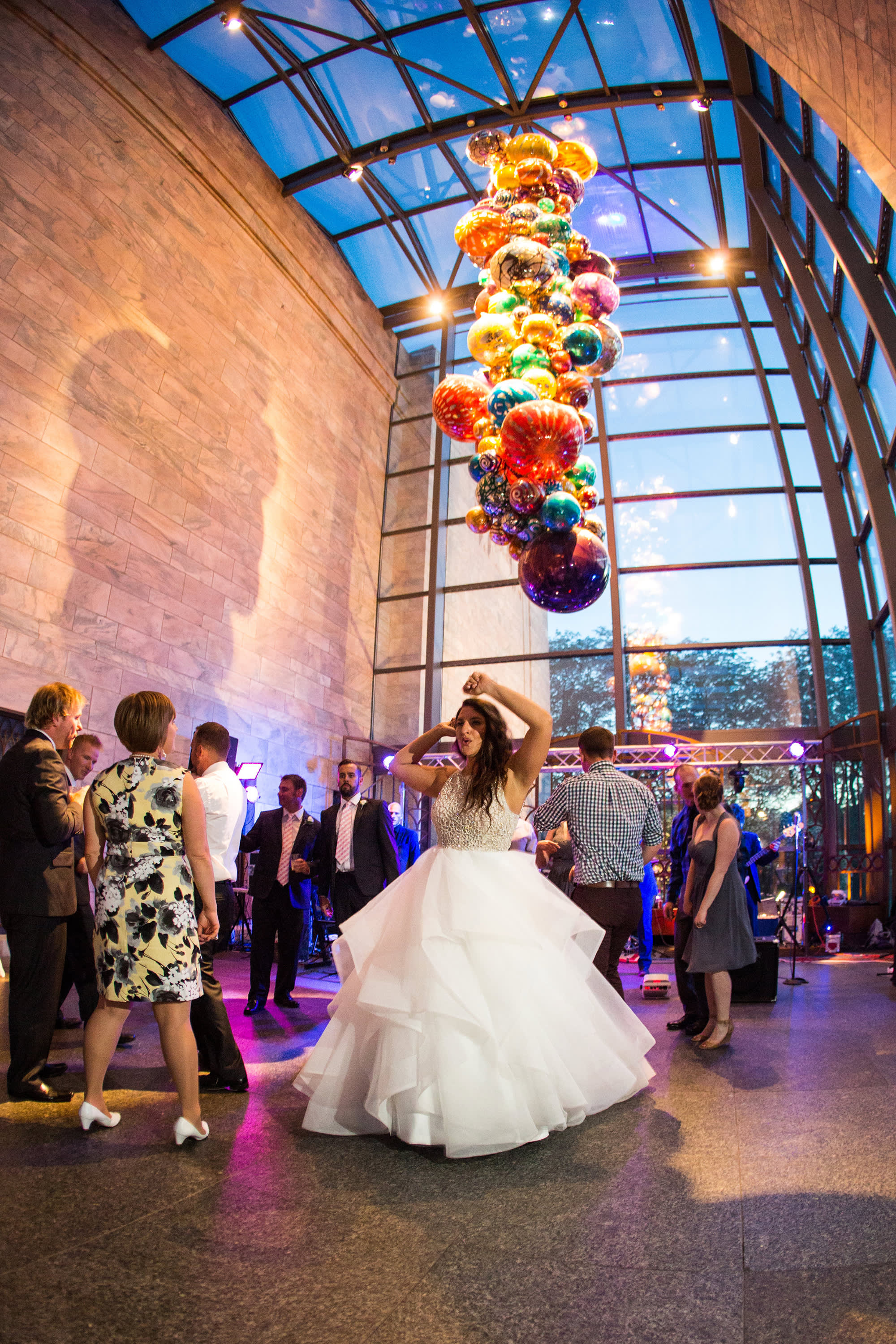 Real Wedding: A Classic and Elegant Art Museum Wedding in Nebraska