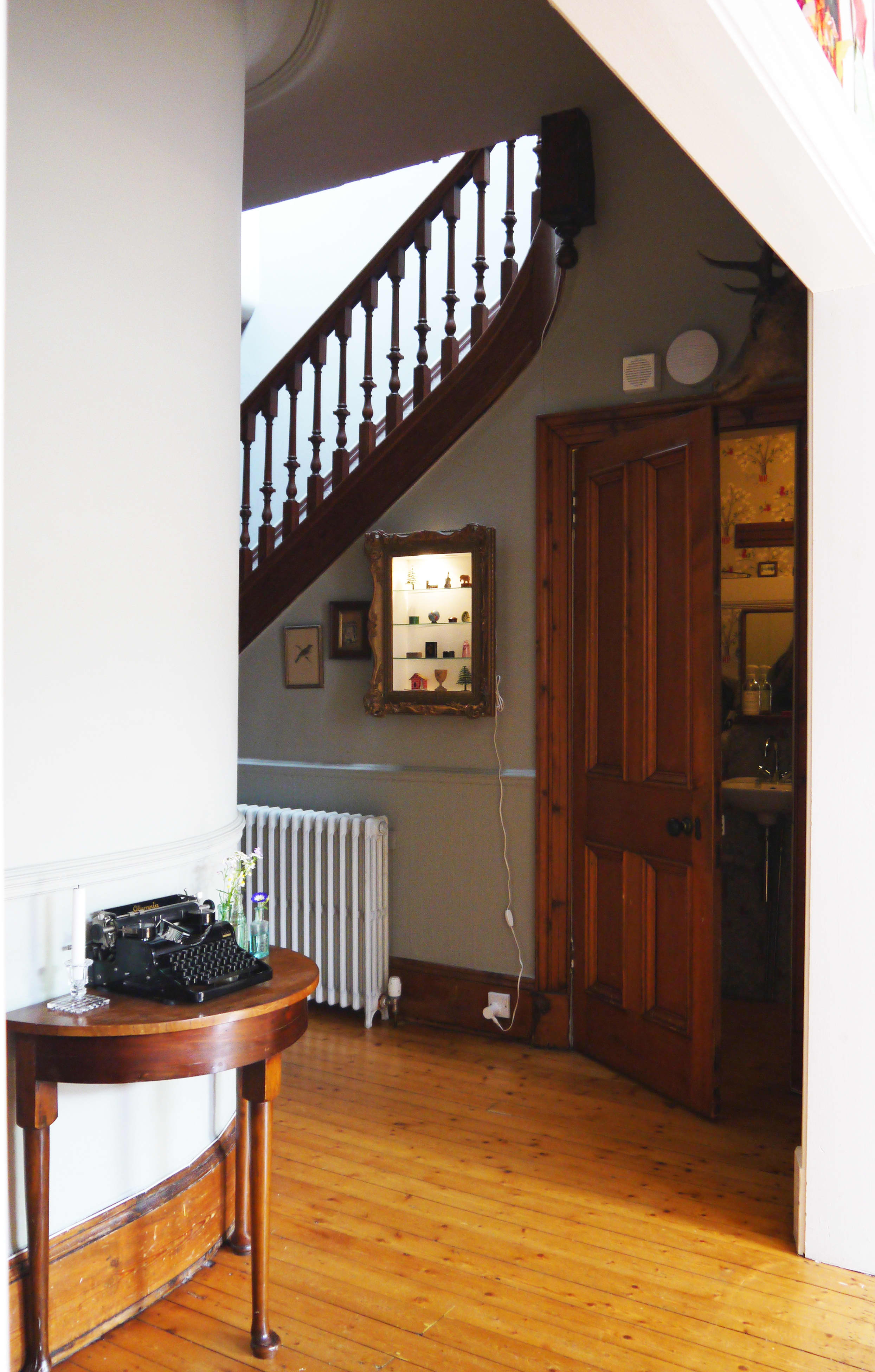 House Tour A Characterful Collection in Edinburgh Apartment Therapy