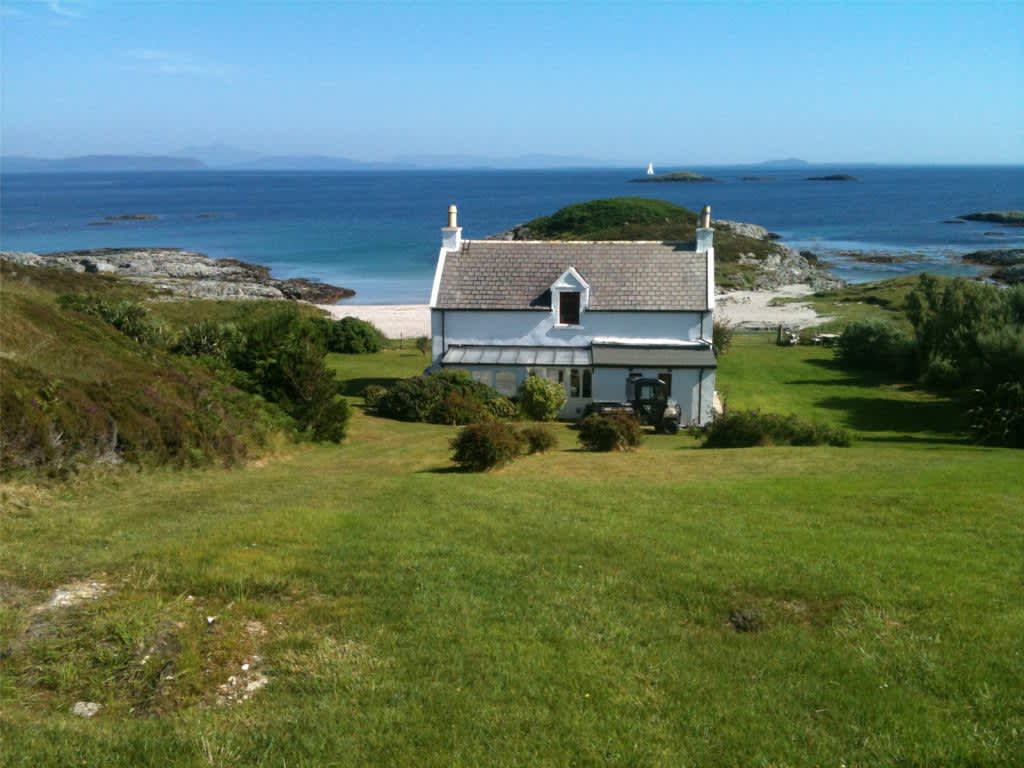 This Charming Scottish Beach House Is For Sale | Apartment Therapy