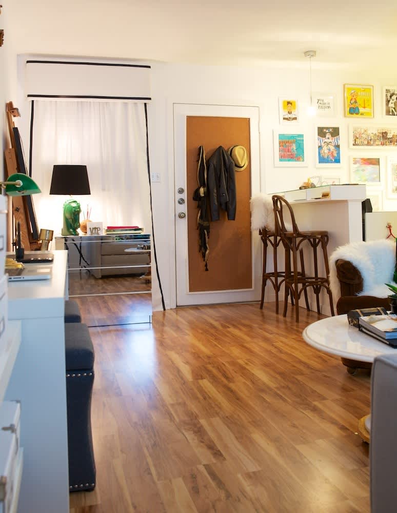 House Tour A Smart 300 Square Feet Austin Apartment Apartment Therapy