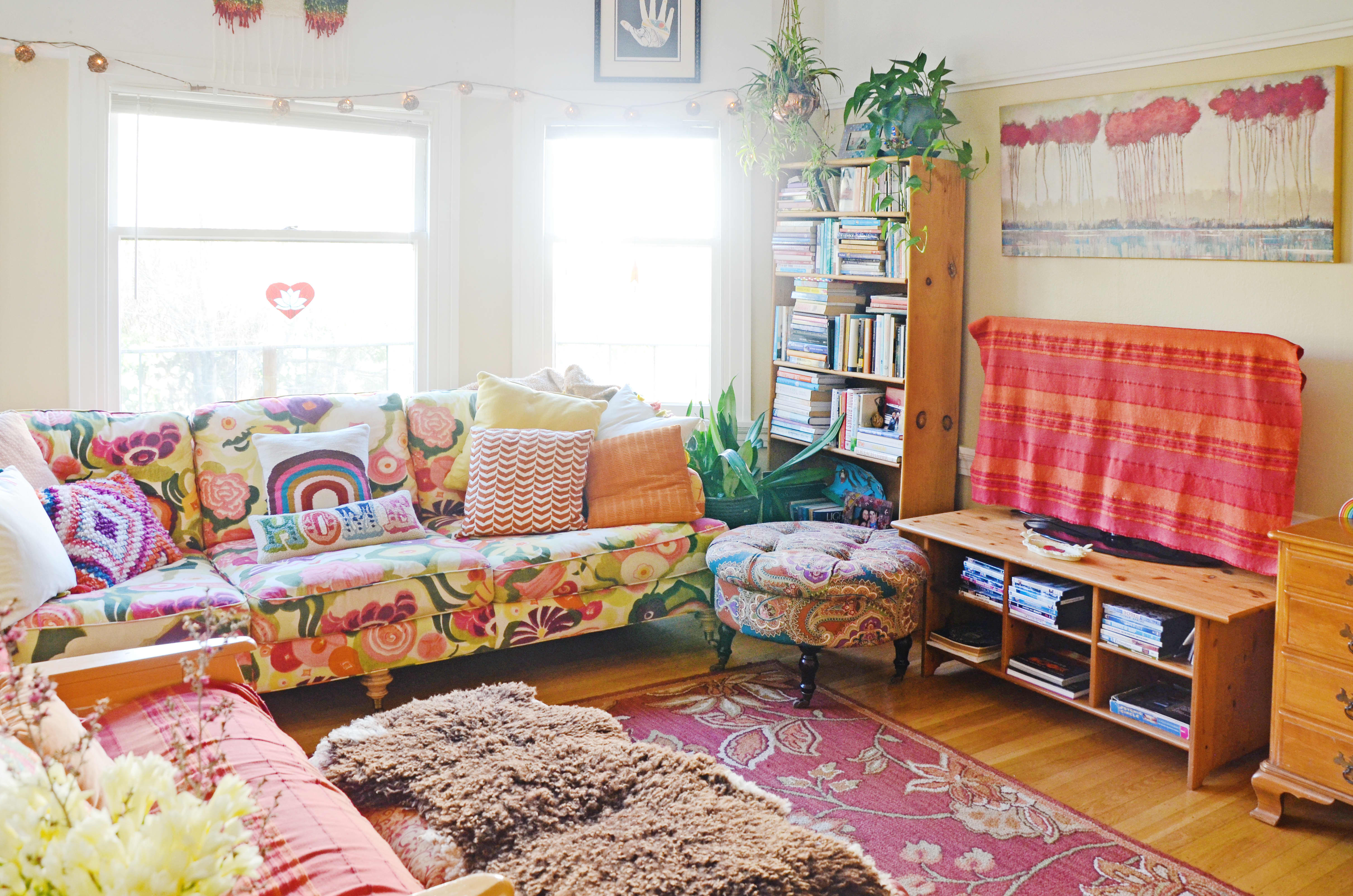 House Tour: A Rainbow-Boho Apartment in Oakland | Apartment Therapy