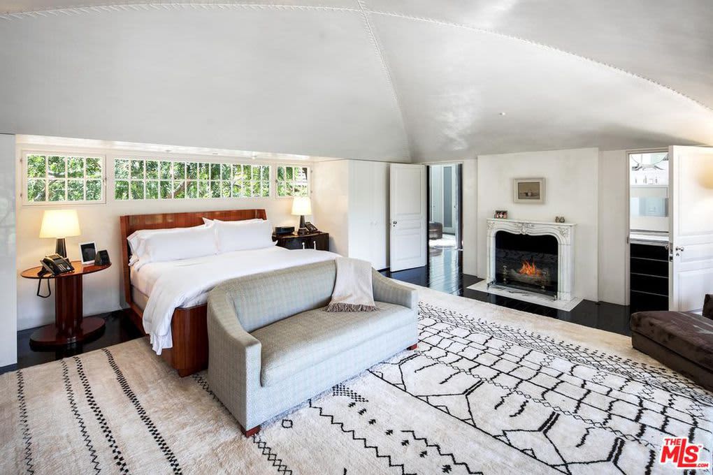 Jennifer Aniston Brad Pitt House Photos Apartment Therapy