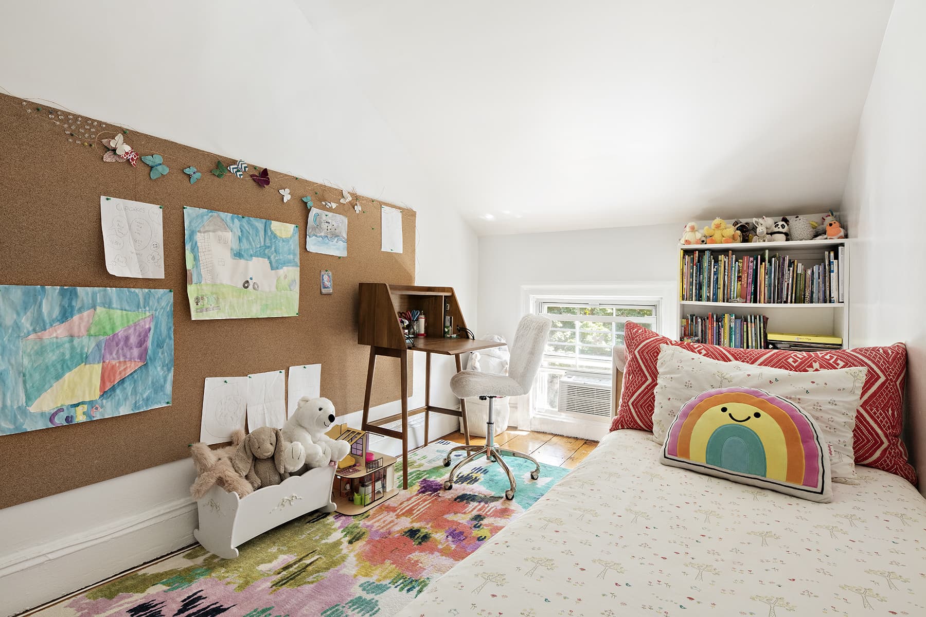 Seinfeld Elaine Benes NYC Townhouse Photos Apartment Therapy