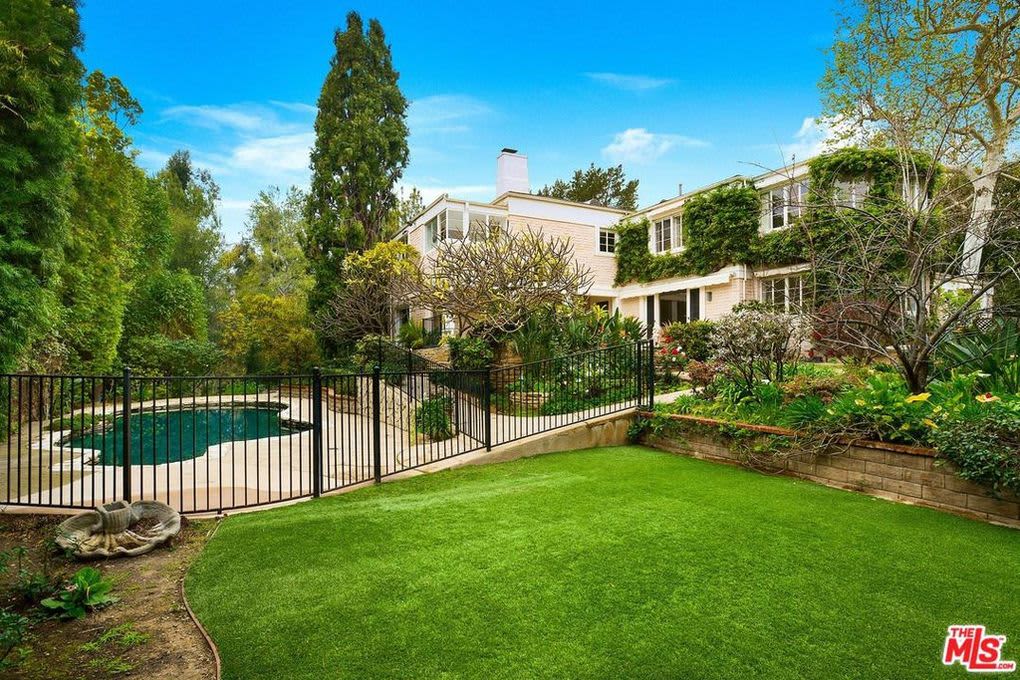 Whoopi Goldberg House Photos Apartment Therapy