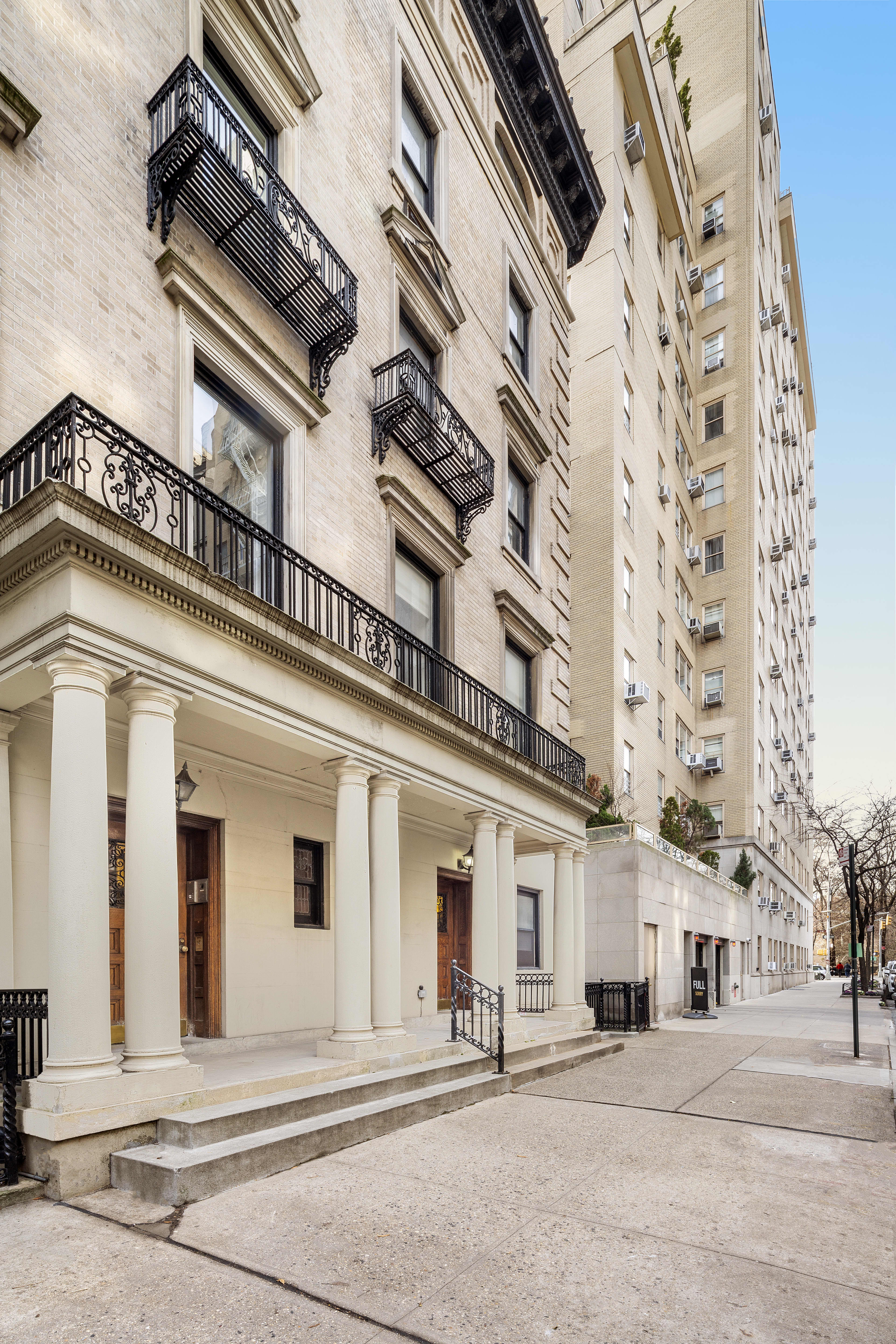 Franklin and Eleanor Roosevelt NYC Townhouse for Sale Apartment Therapy