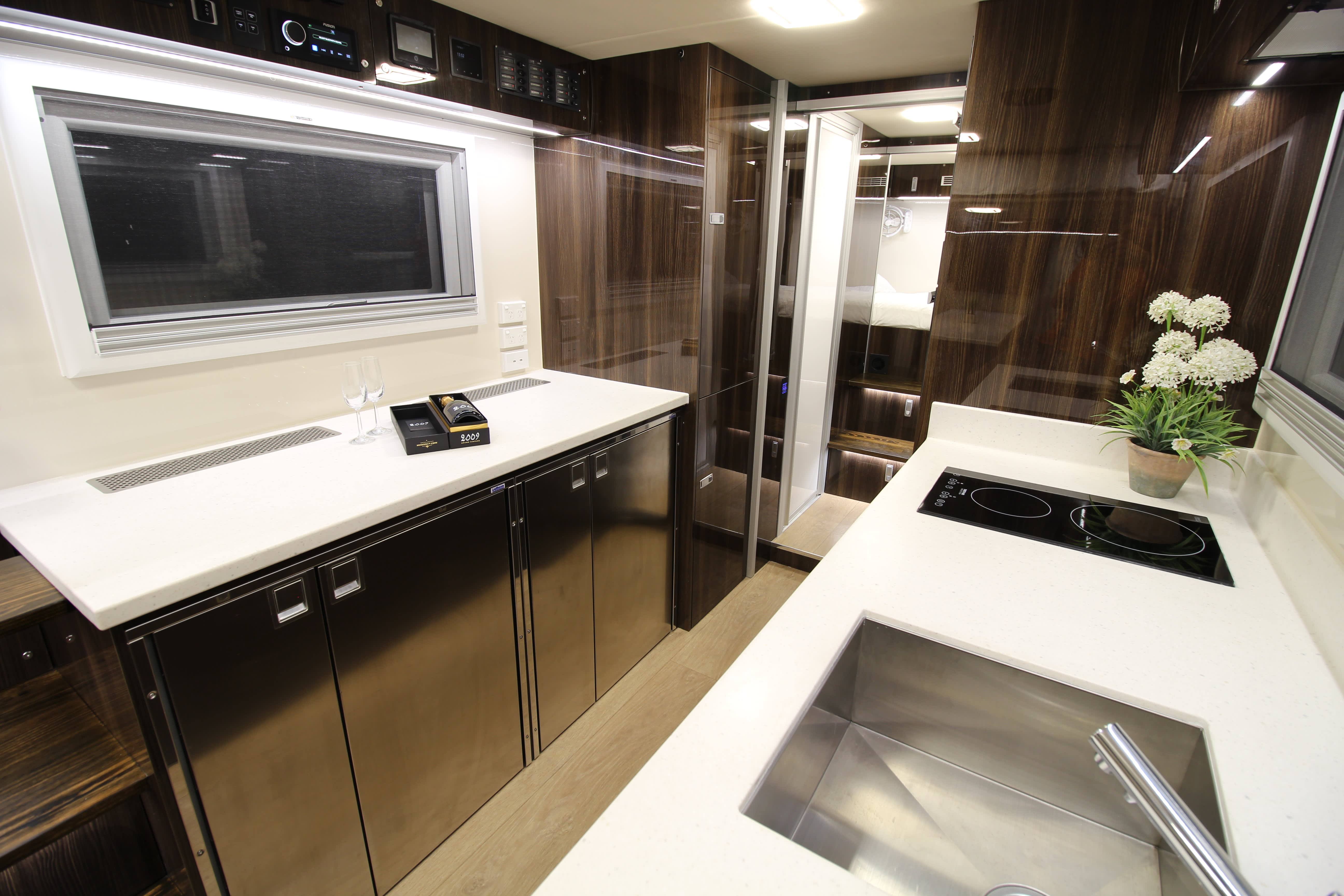 Rv Sleeps 10 For Sale 74