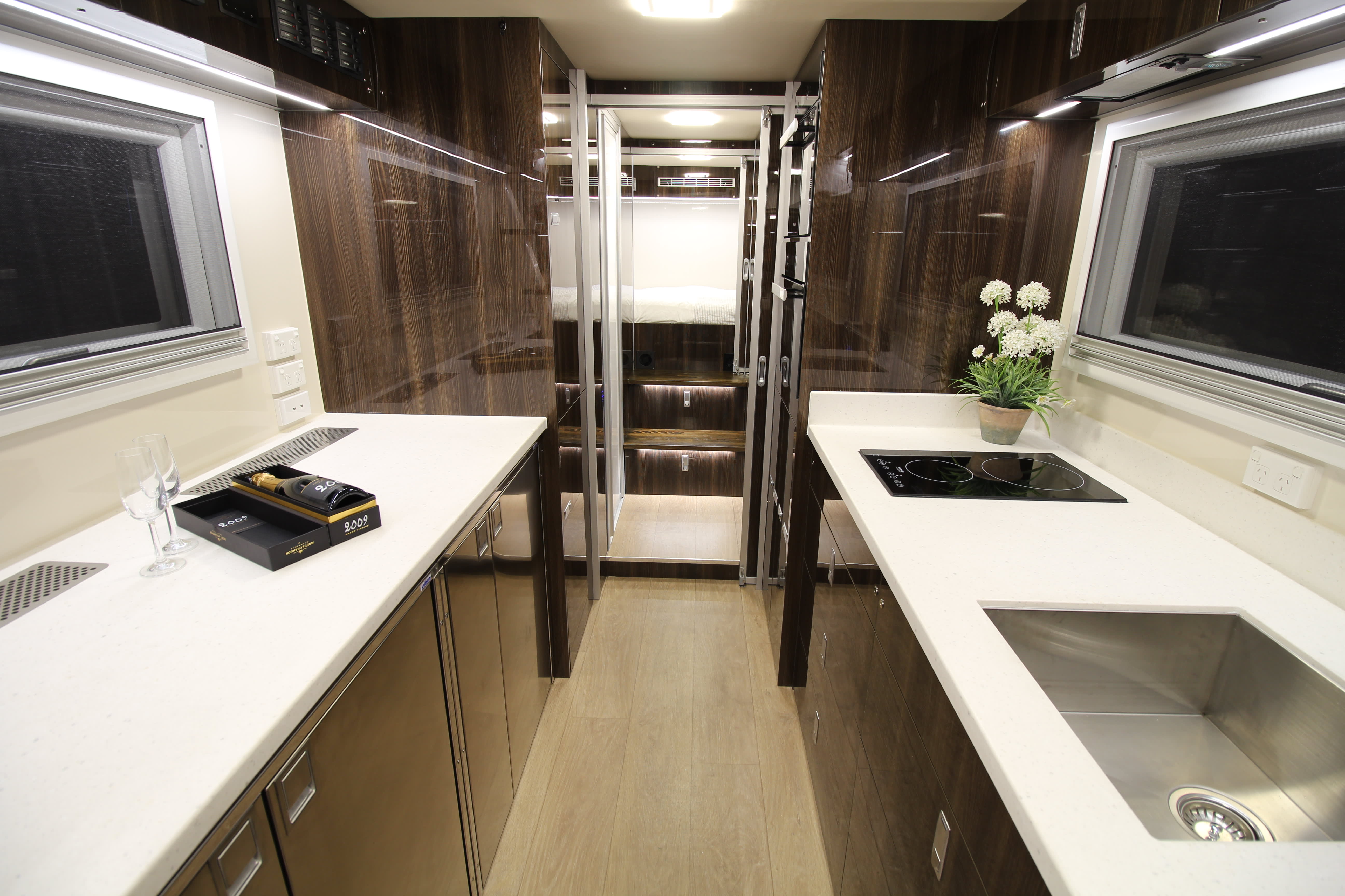 Rv Sleeps 10 For Sale 74 - i5zqsxh