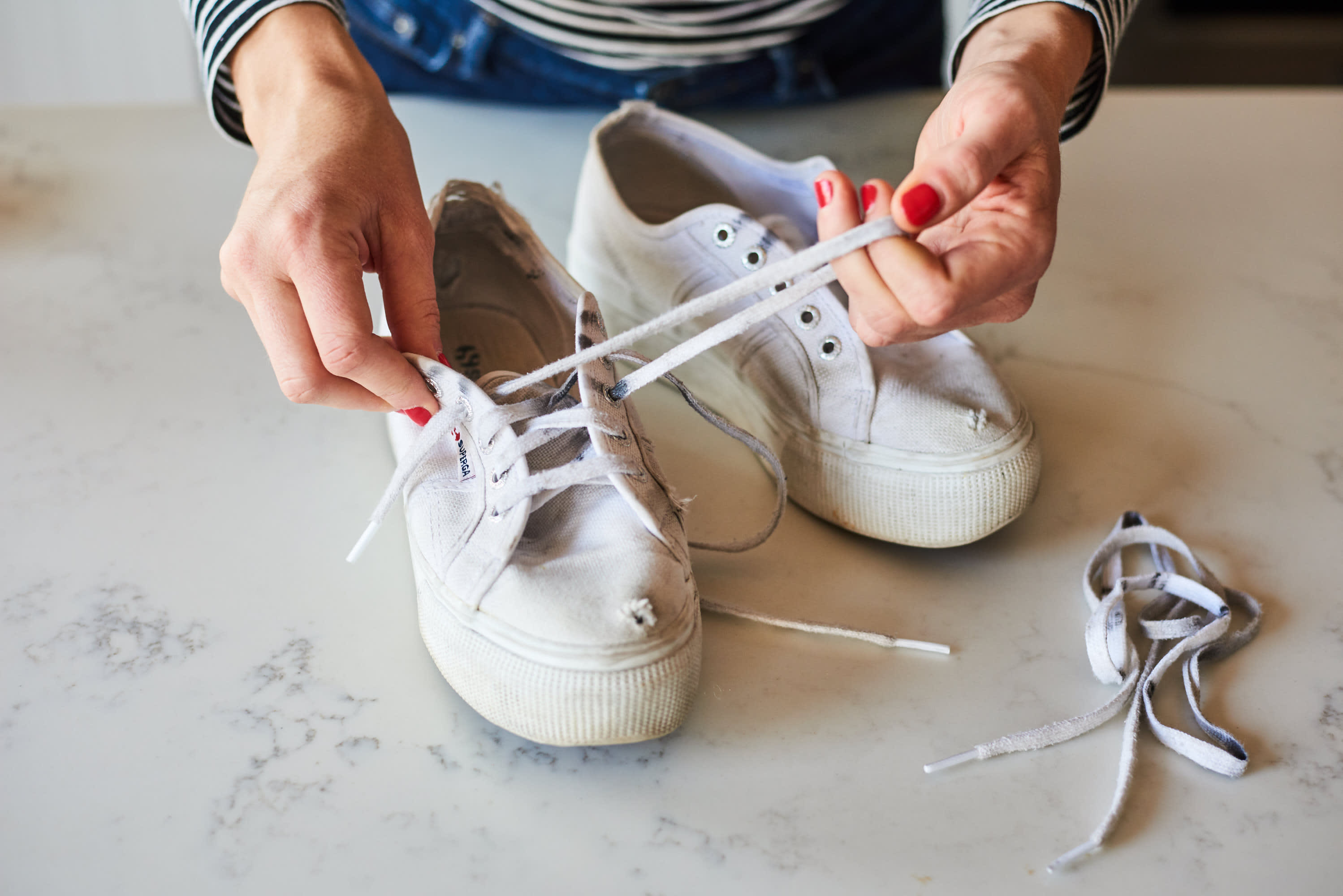 bleaching canvas shoes