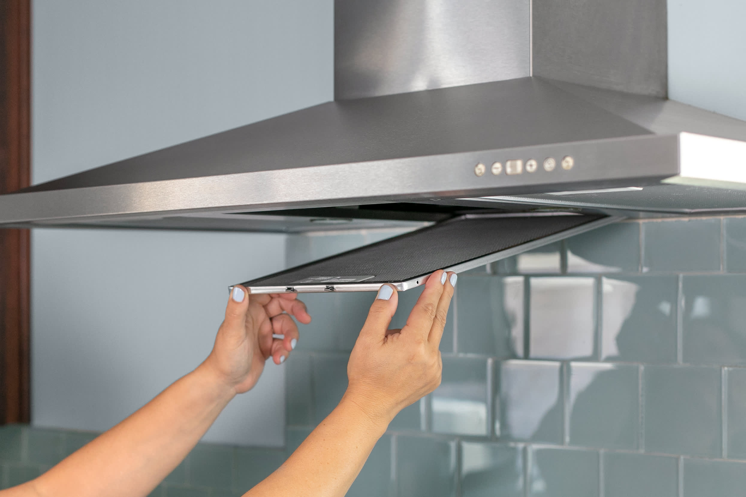 How To Clean a Greasy Range Hood Filter   Kitchn