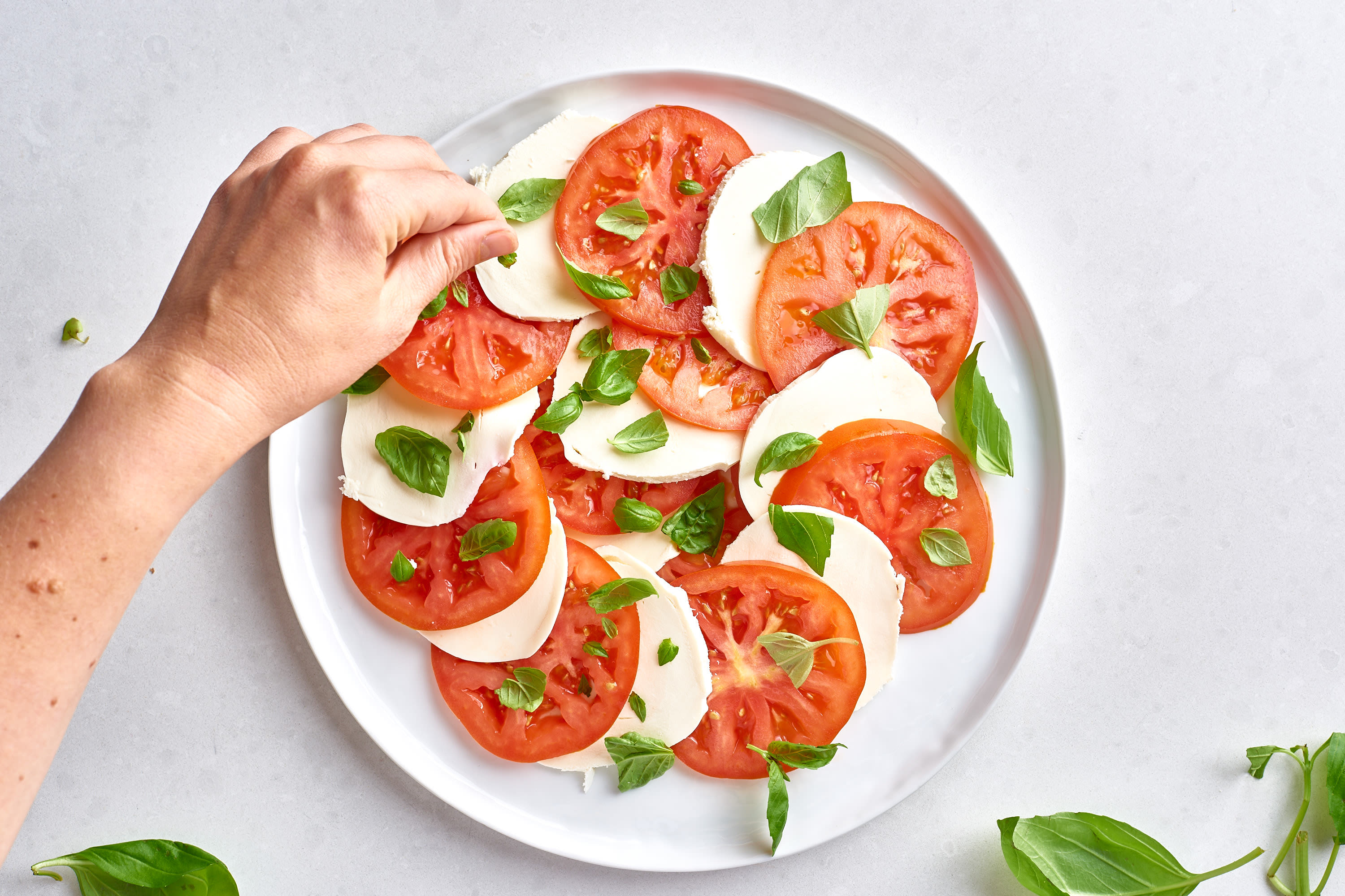 How To Make Easy Caprese Salad With Balsamic Glaze Kitchn