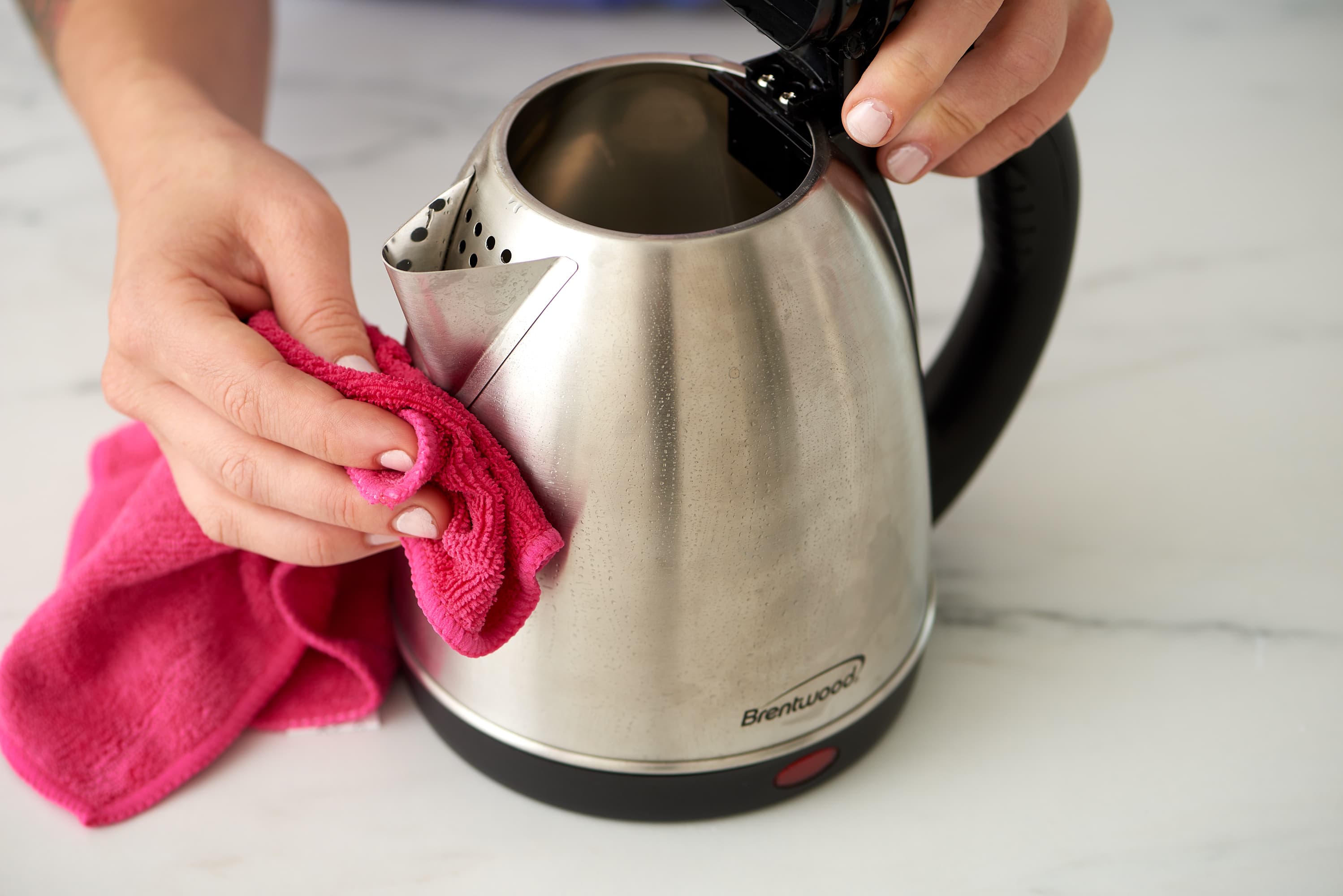 best way to clean electric kettle