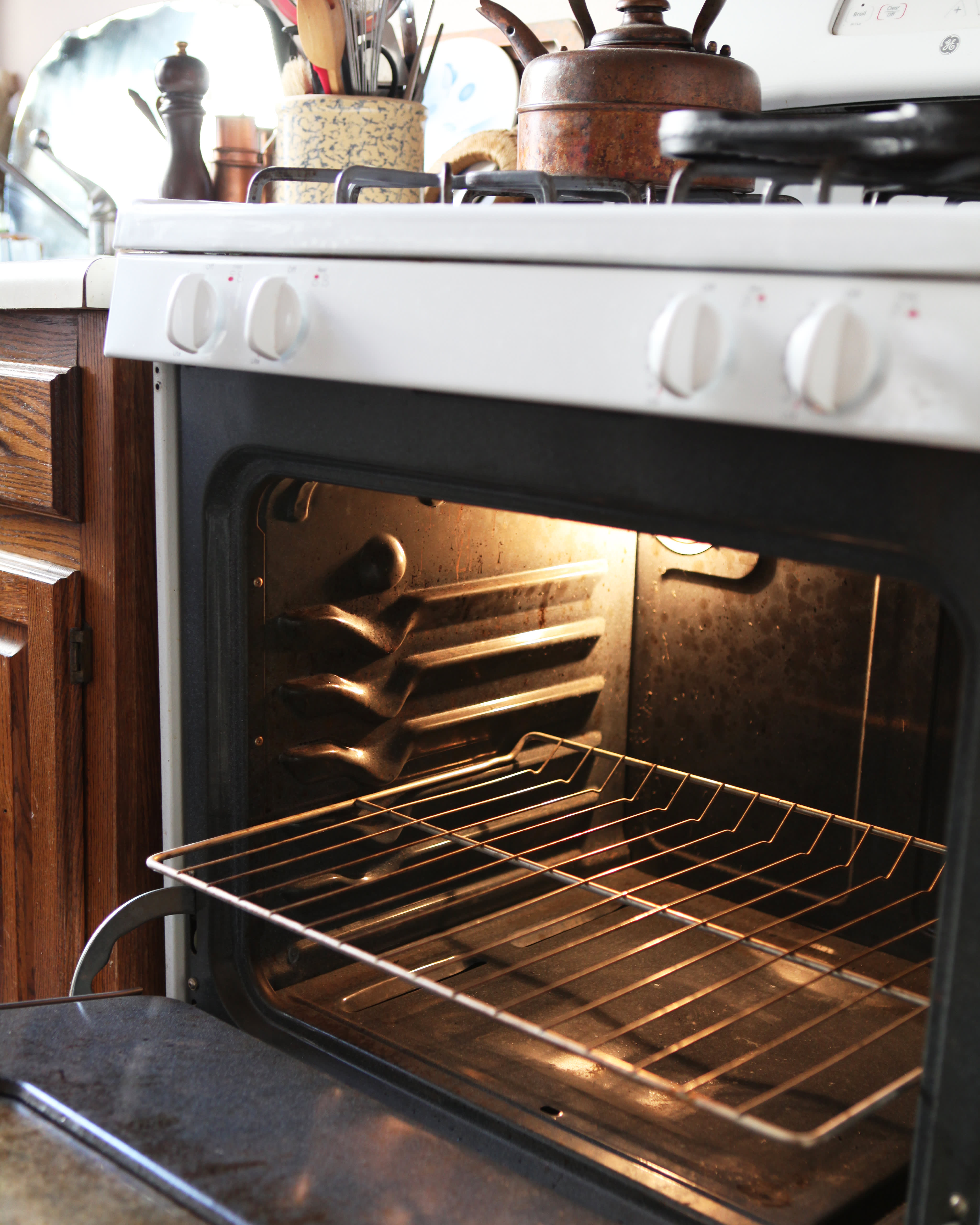 How To Clean an Oven with Baking Soda & Vinegar  Kitchn