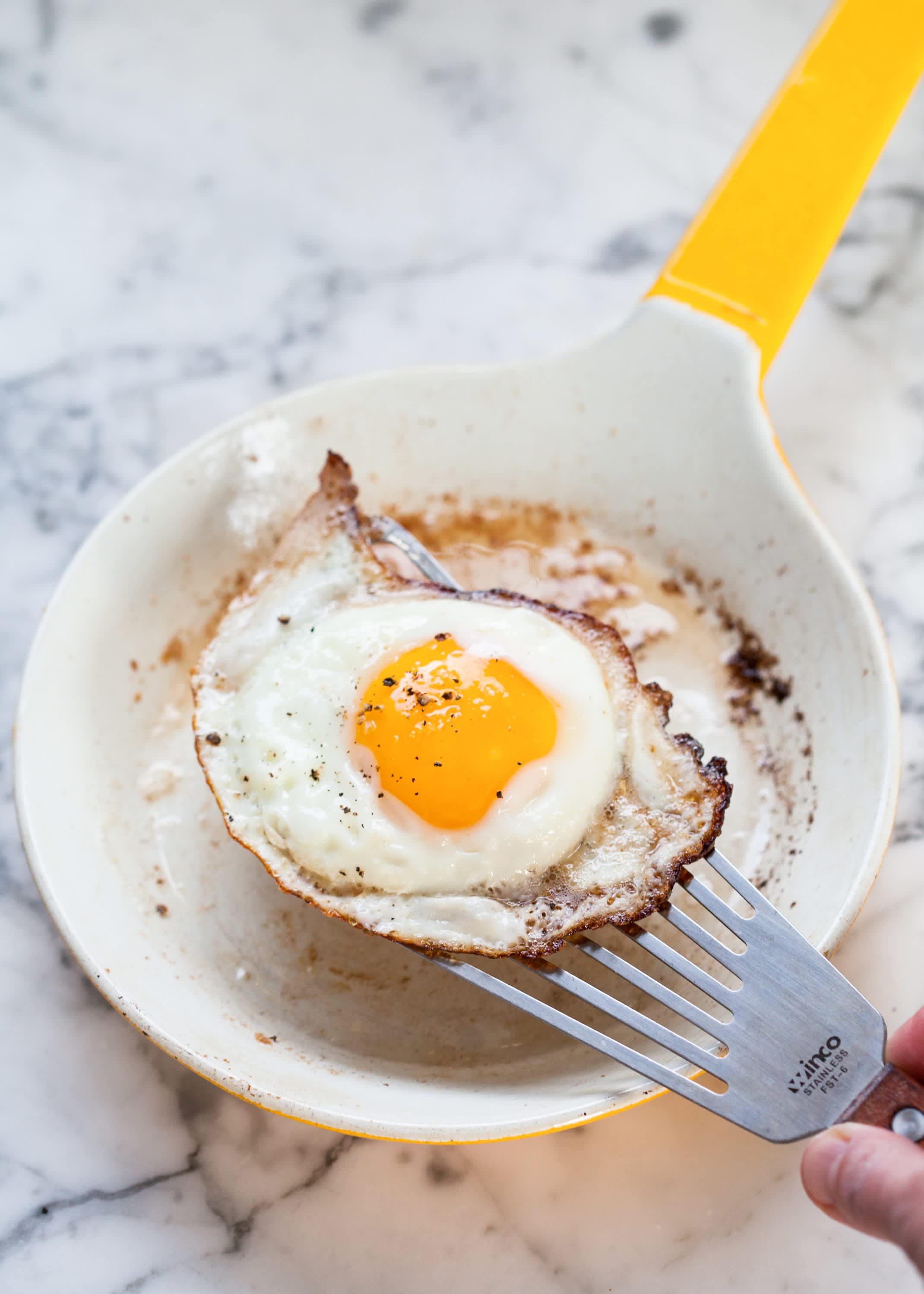 How To Fry An Egg Kitchn