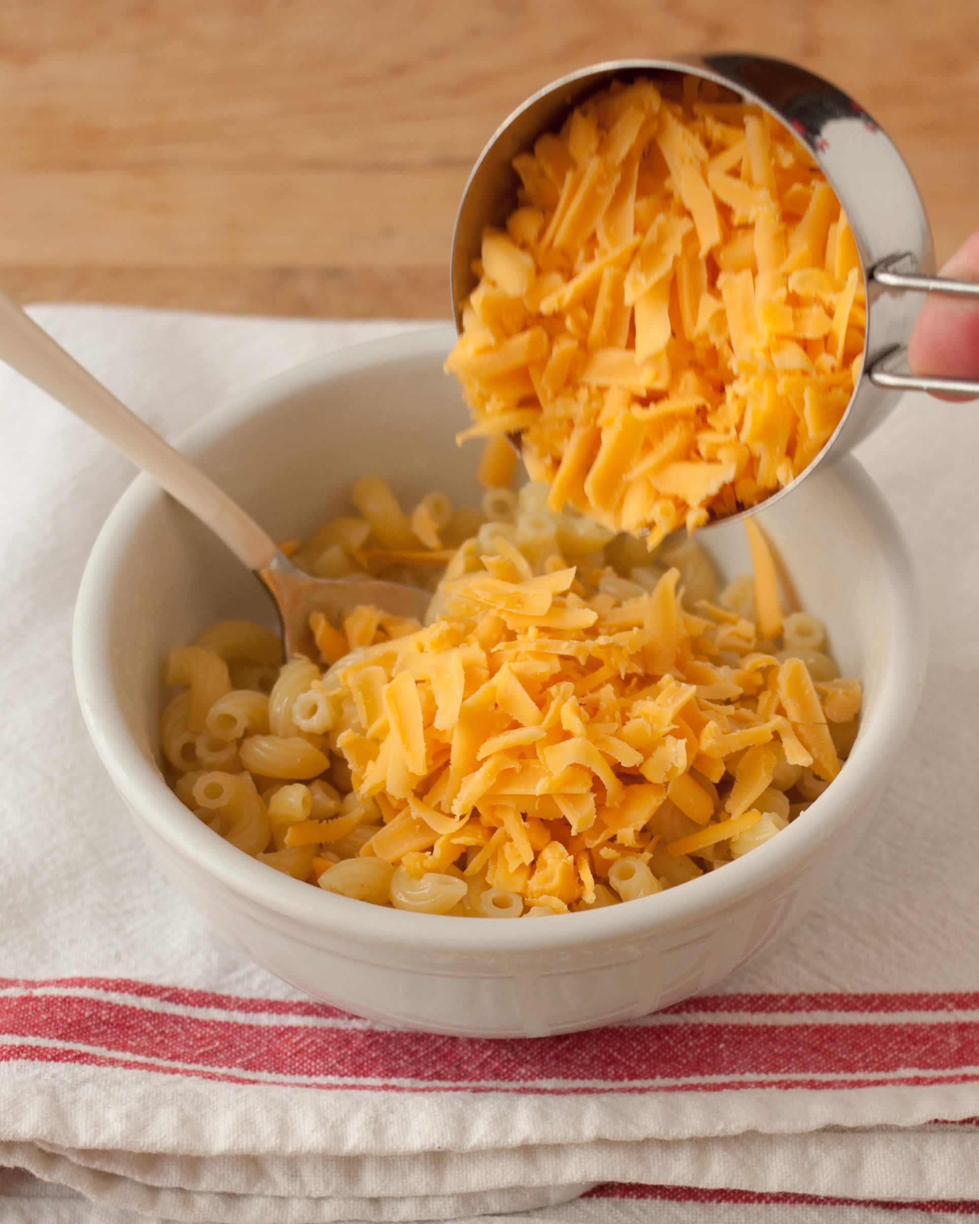 cheese microwave macaroni bowl mac cup pasta cooking water