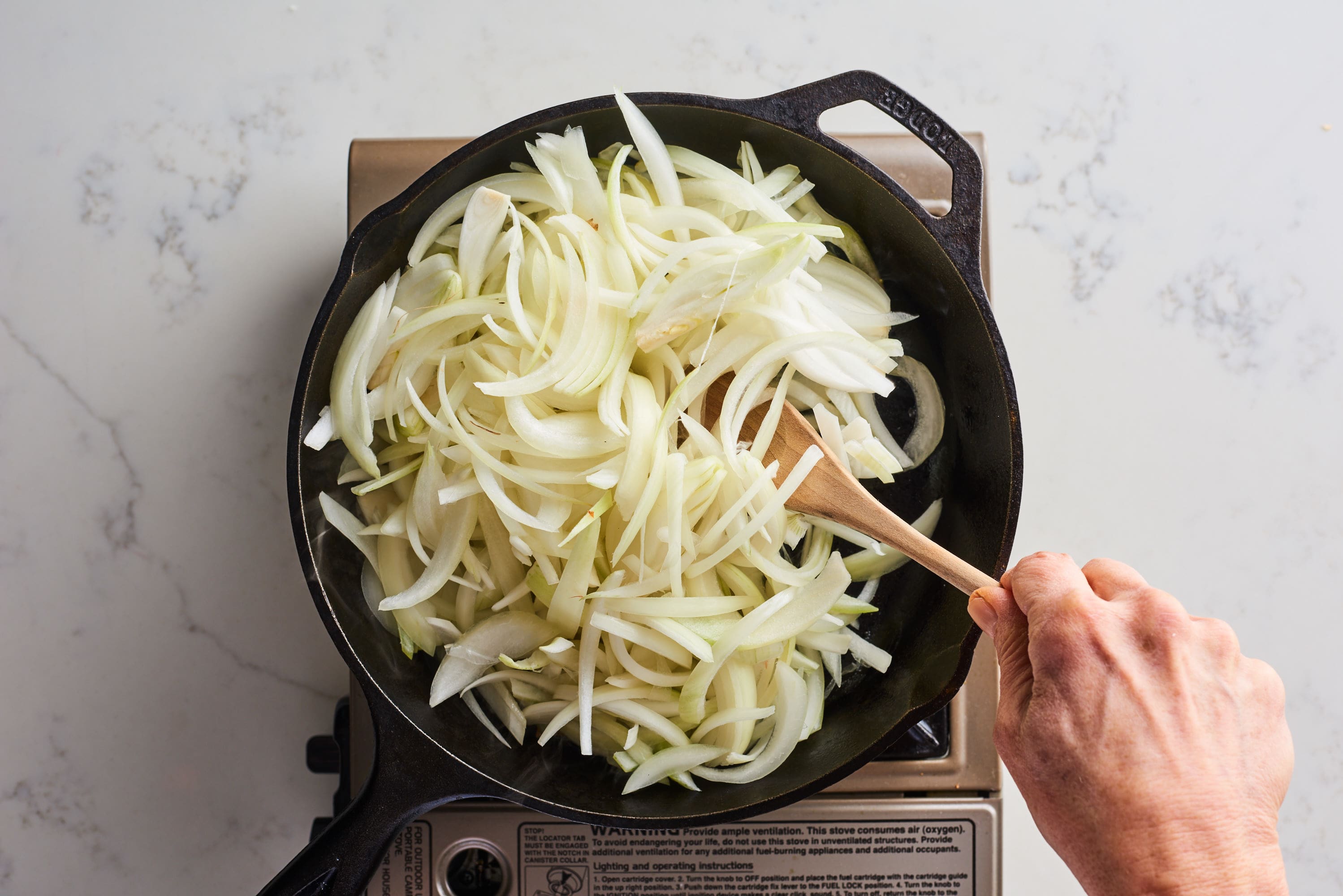 how-to-caramelize-onions-kitchn