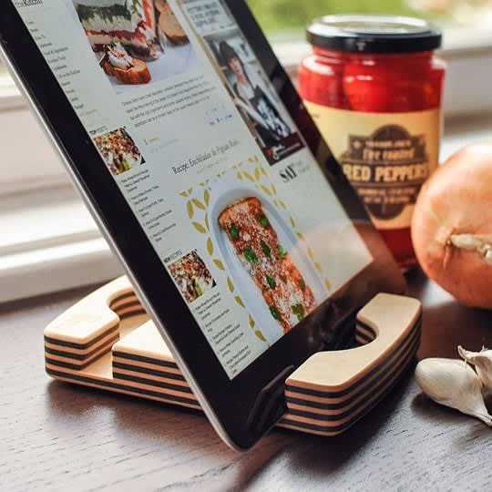8 iPad and Tablet Stands Made for Cooking in the Kitchen Kitchn
