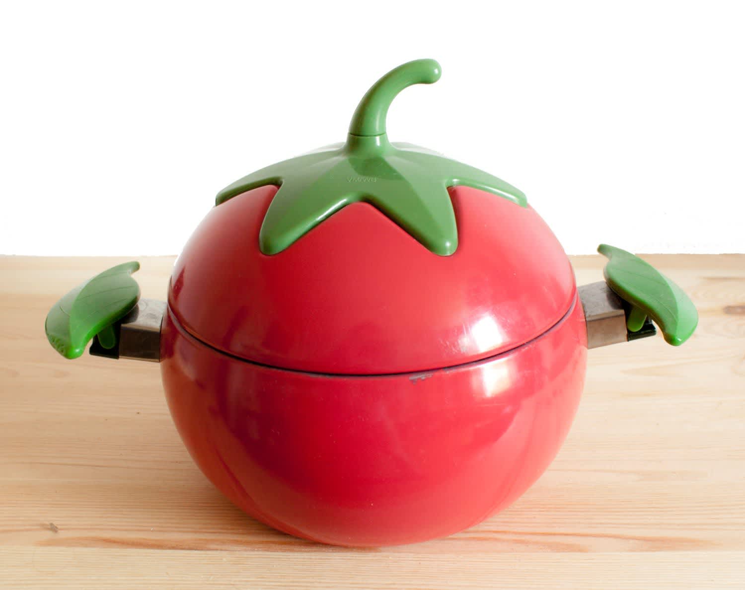 13 Vintage TomatoThemed Kitchen Goods Kitchn