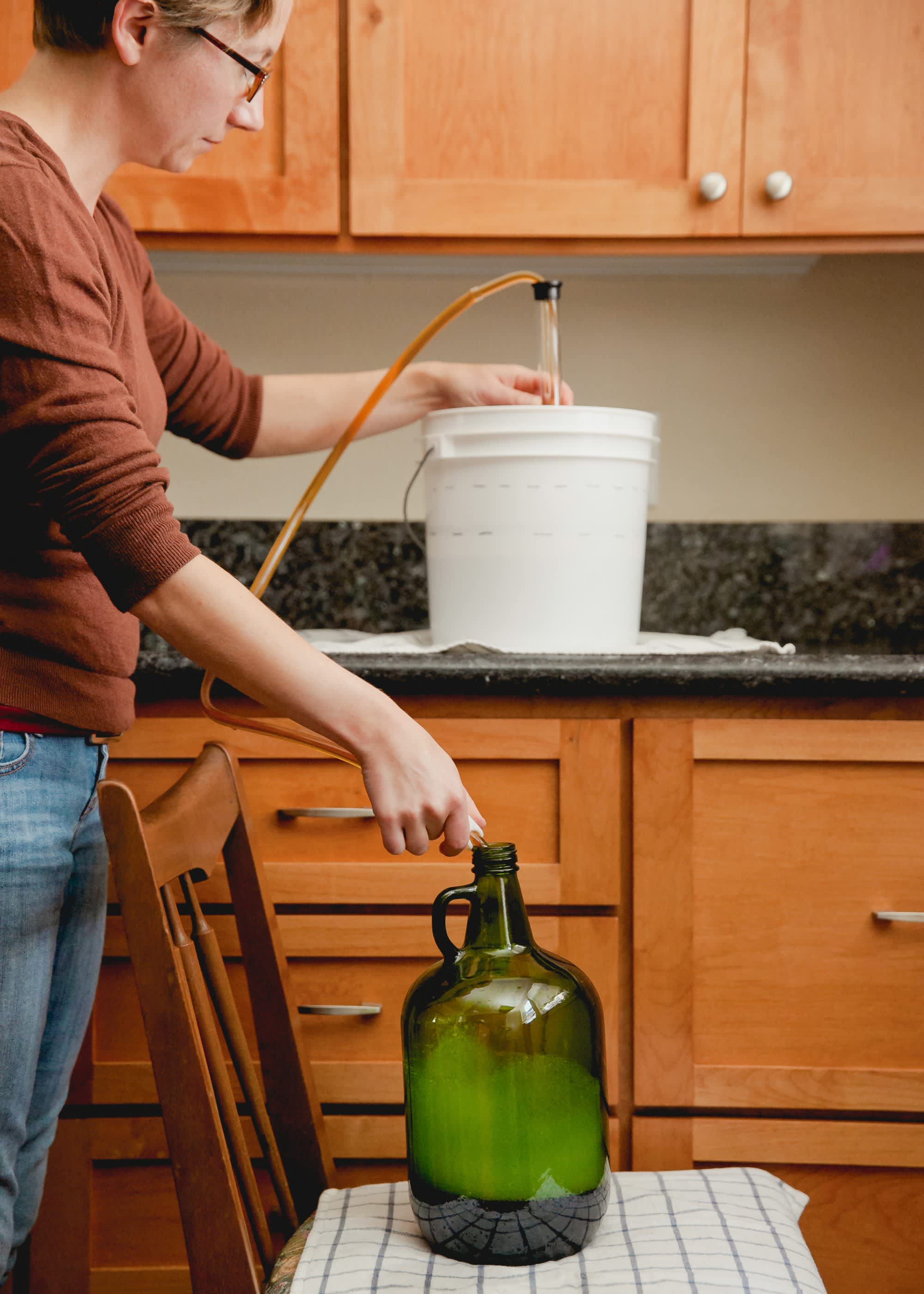 How to Transfer and Siphon Beer Kitchn