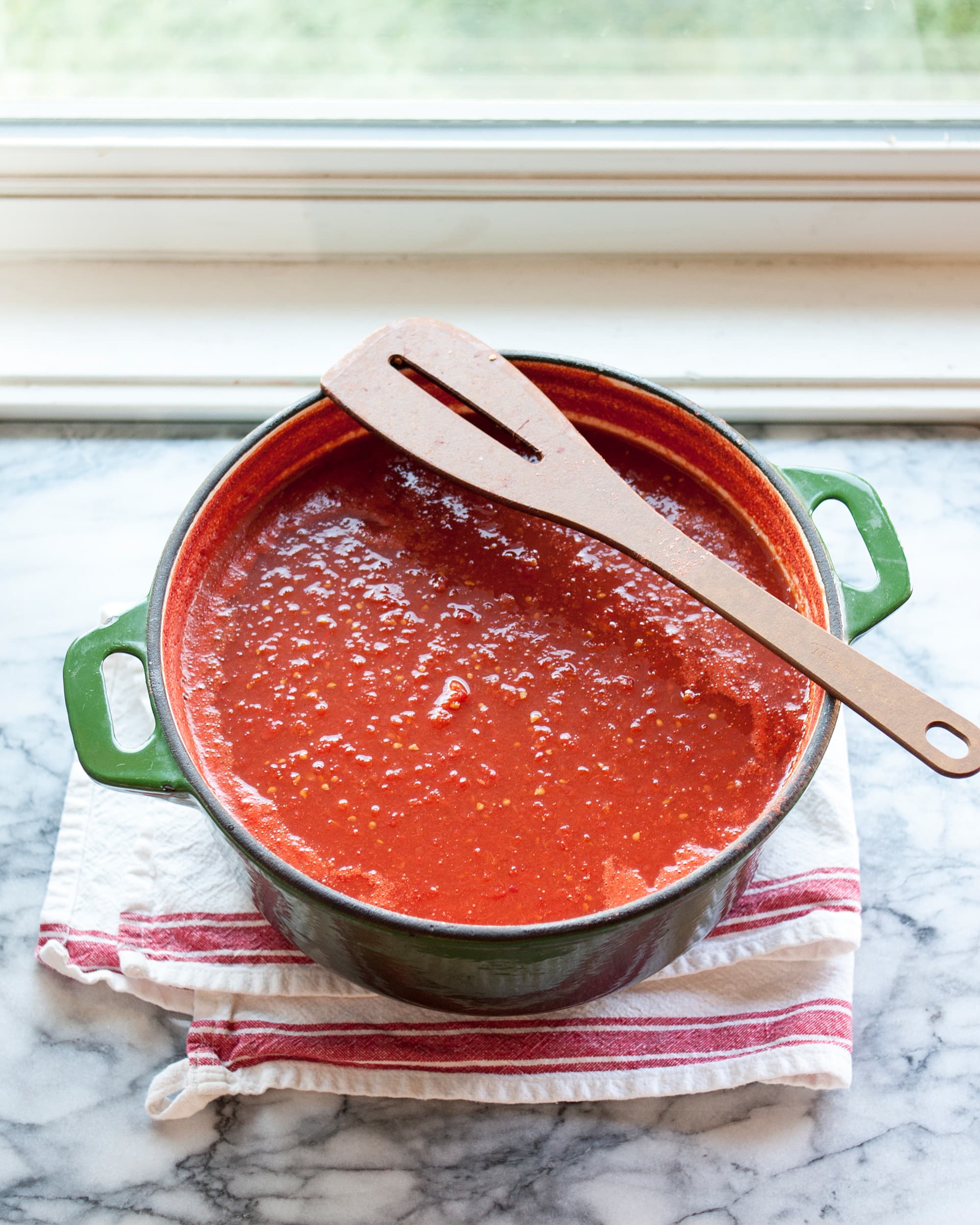 How To Make Tomato Sauce With Fresh Tomatoes Kitchn   3ffe1043d38026ecba2fd950bf01804c478d60e0