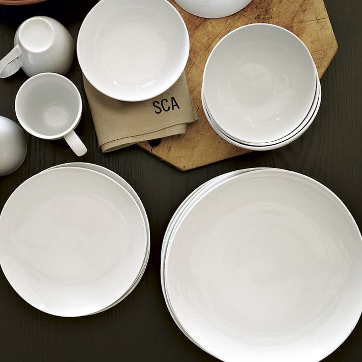 Why Plates With Curved Edges Are Great for Parties Kitchn
