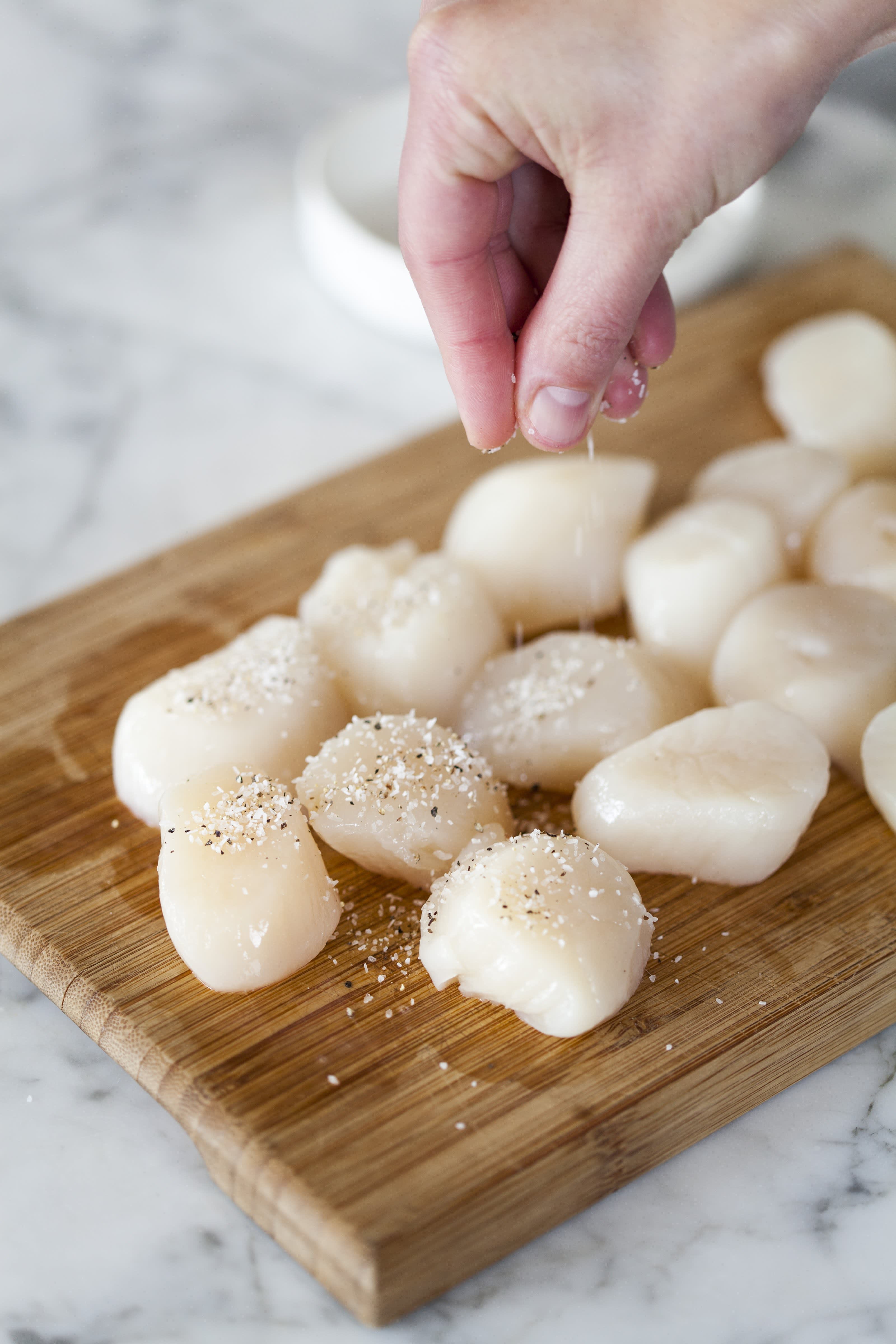 how-to-cook-scallops-on-the-stovetop-kitchn