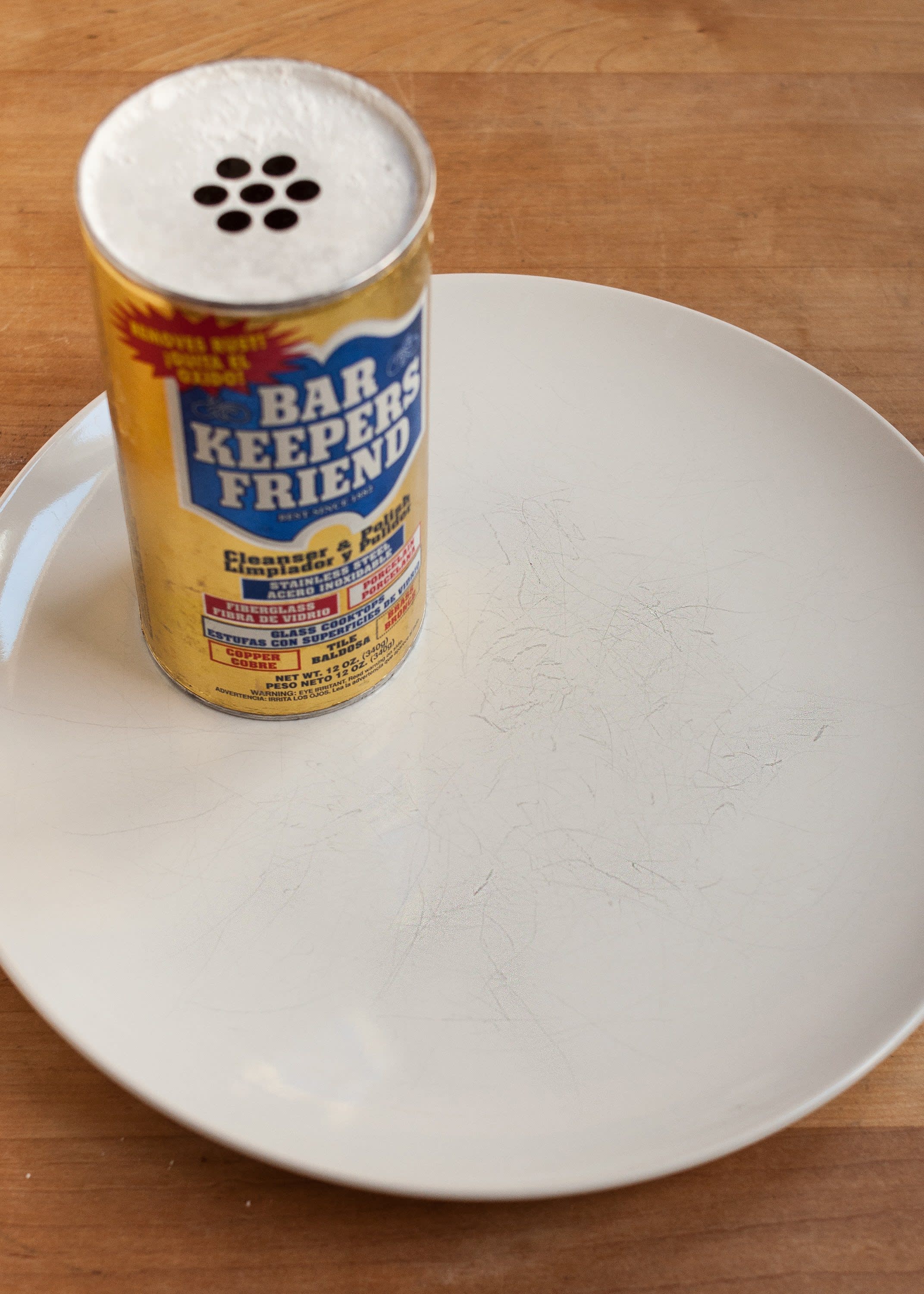 the-best-way-to-remove-scuff-marks-from-white-dishes-kitchn