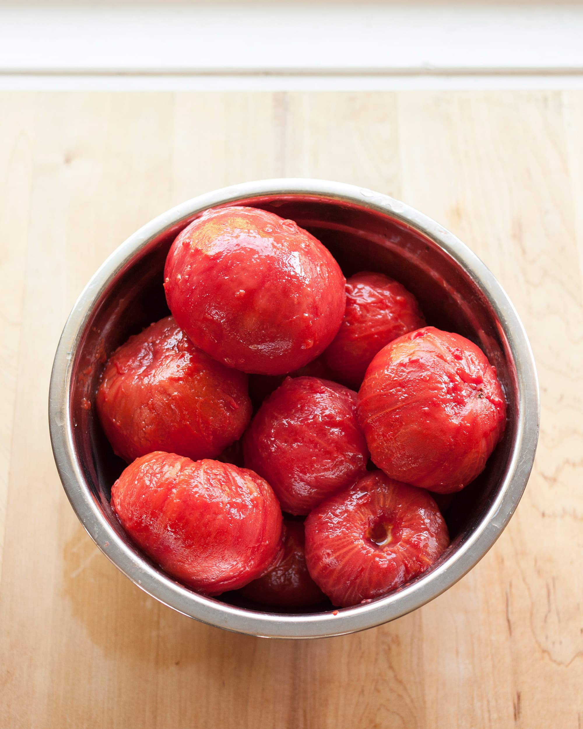 the-3-best-ways-to-peel-a-tomato-kitchn