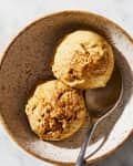 Pumpkin ice cream in bowl.