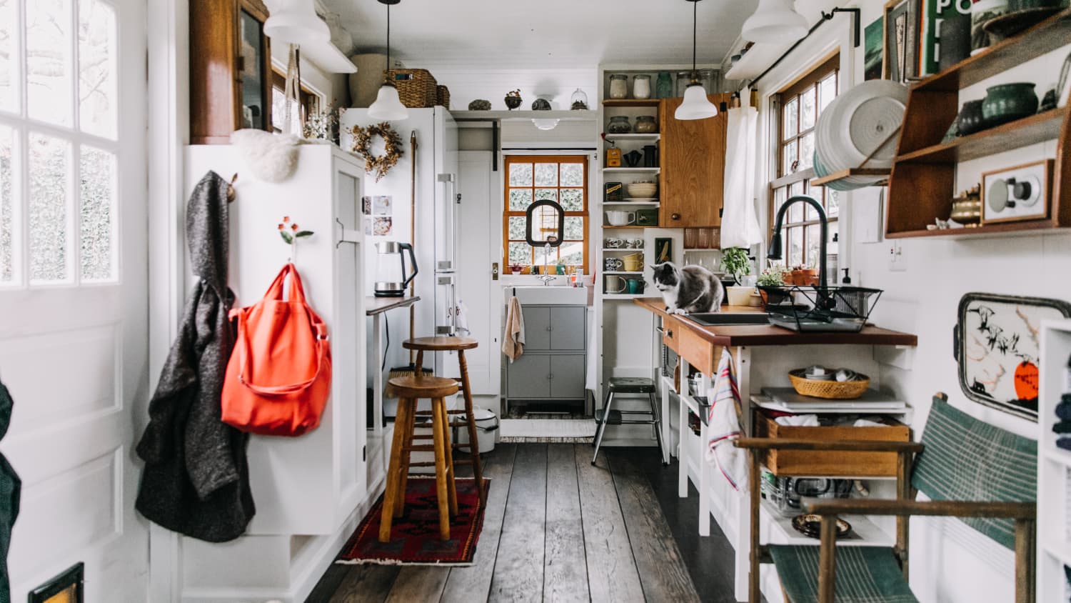 10 Tiny Kitchens in Tiny Houses That Are Adorably Functional