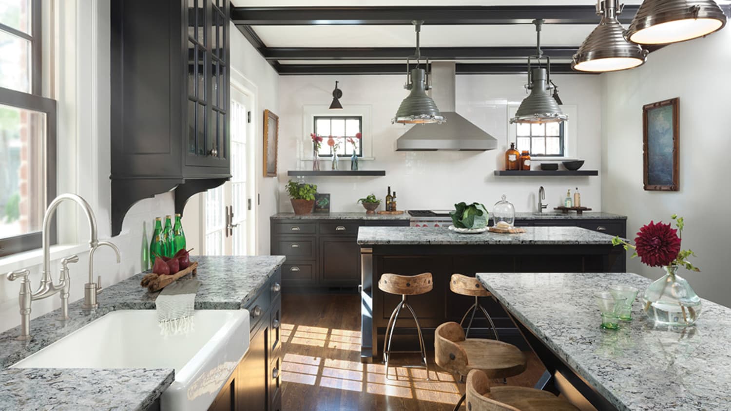 Modern Farmhouse Kitchen in Black and White - Town & Country Living