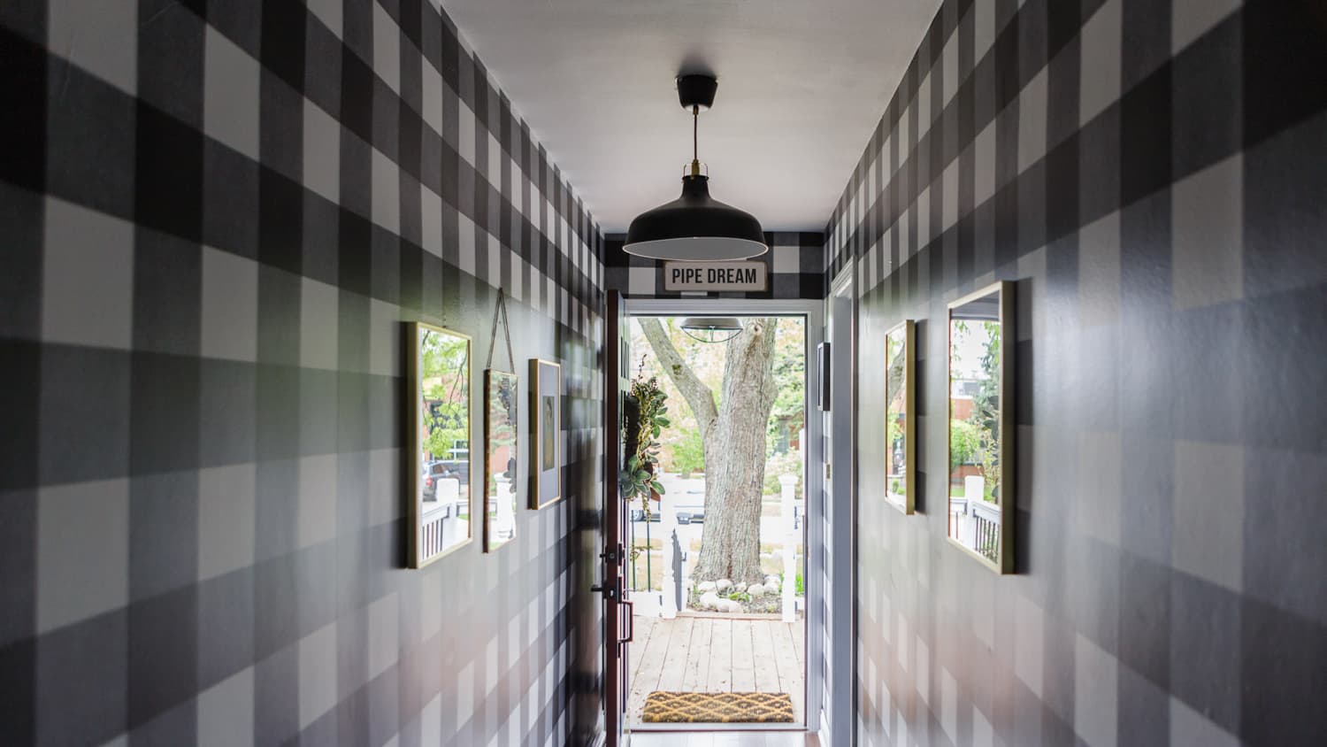 Decorating With Plaid Plaid Design Ideas Apartment Therapy