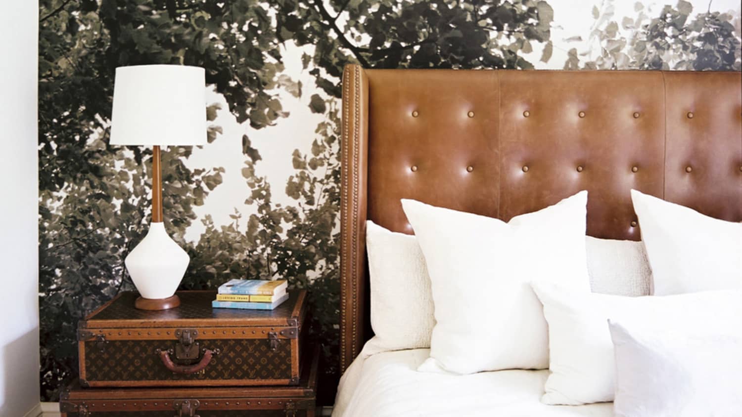 Decorating Ideas Modern Wallpaper Accent Walls Apartment Therapy