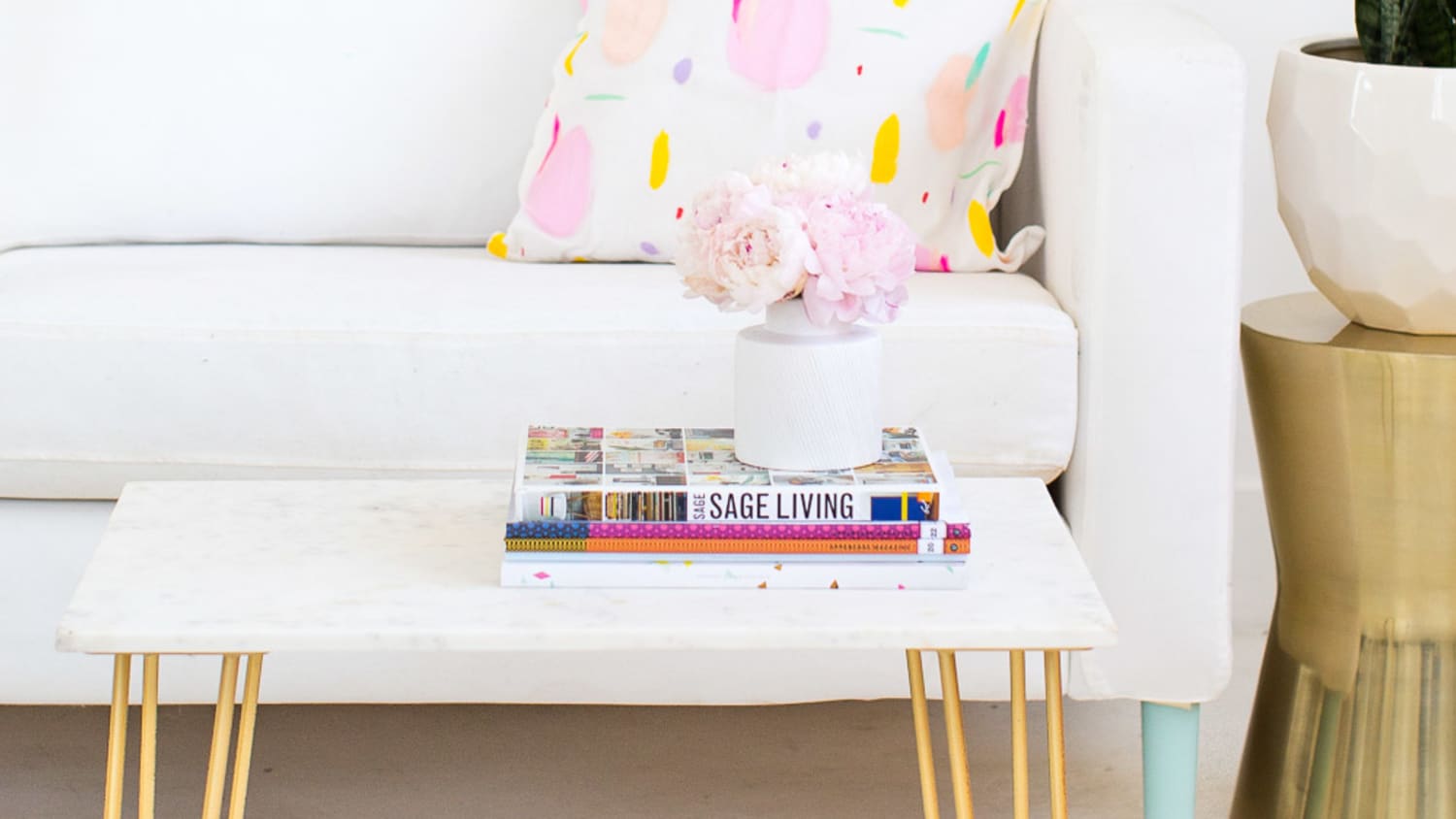 25 On The Cheap Diy Ideas To Make Your Living Room Look Expensive
