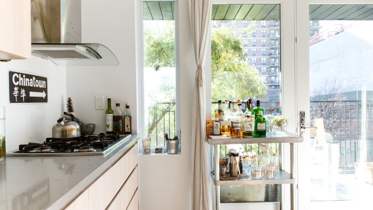 9 Space Saving Kitchen Hacks For Peeps In NYC