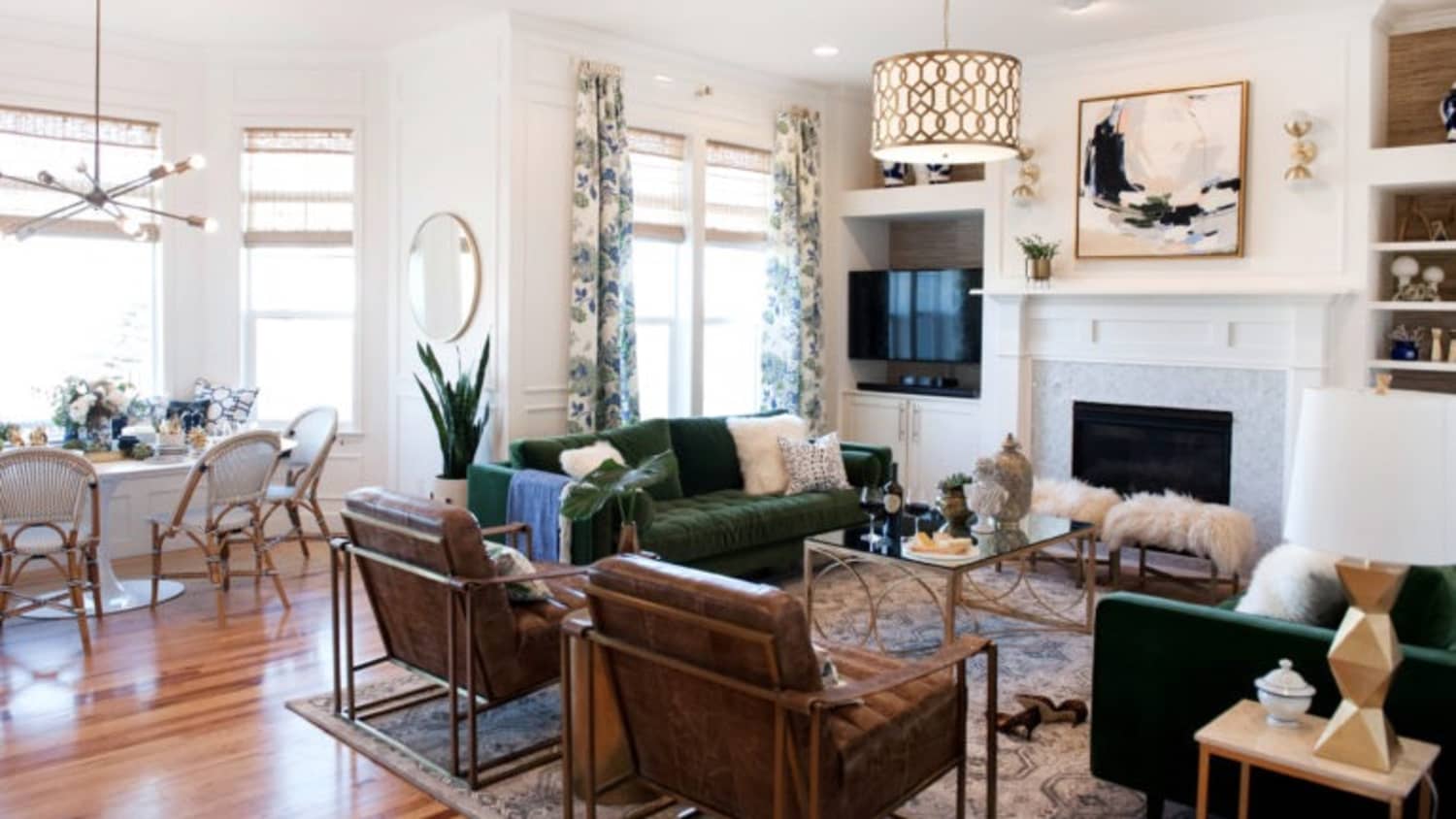 Power Up Your Design With Acrylic Or Lucite Curtain Rods