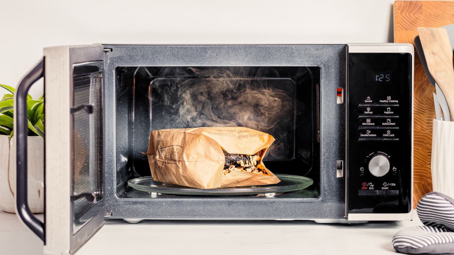 How To Get Rid Of Burnt Smell In A Microwave: Step By Step With Pictures |  Apartment Therapy