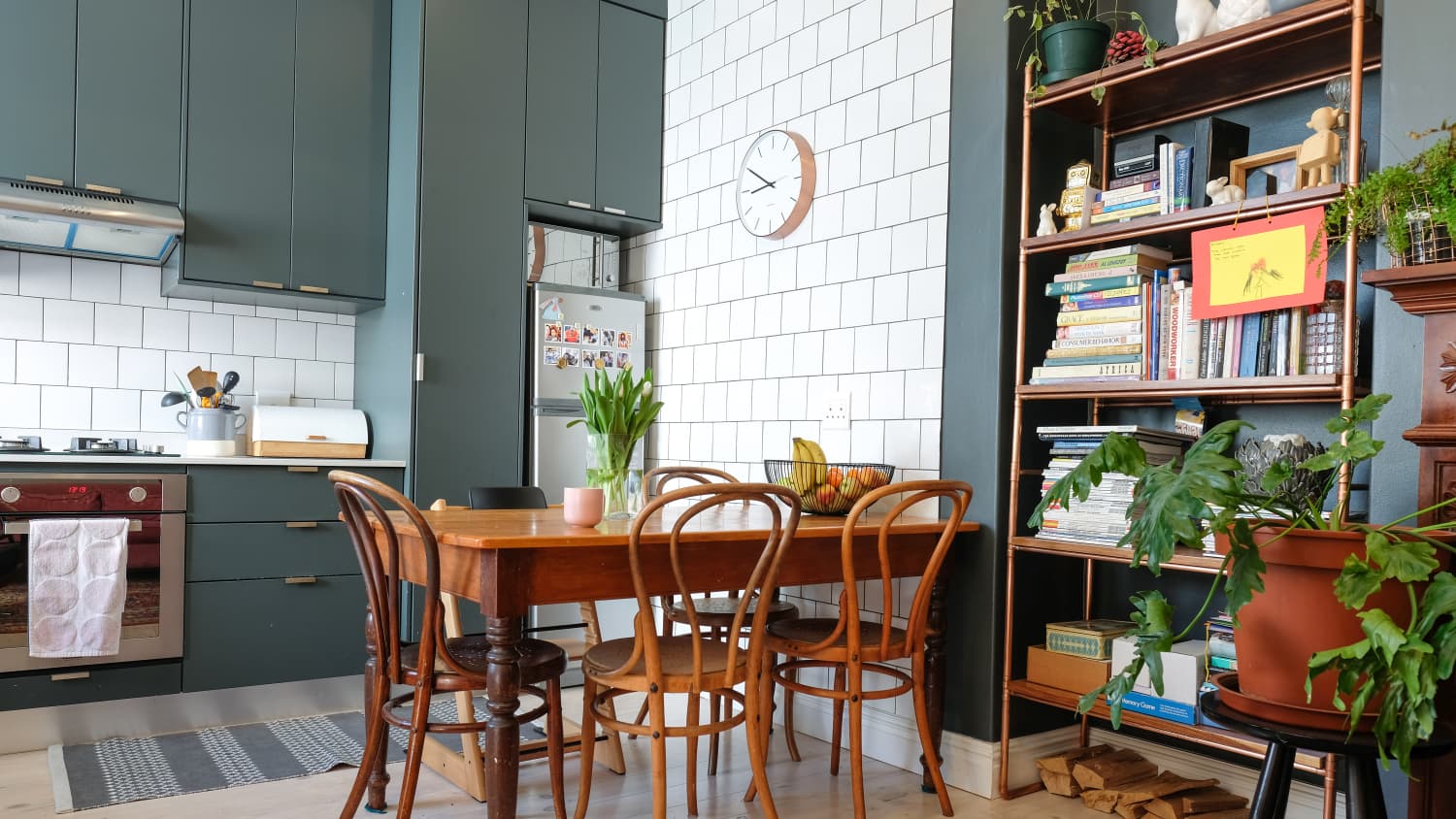 A Clear Kitchen Table Helps Me Feel Calm, Even When the Rest of My Home is  Chaos | Apartment Therapy
